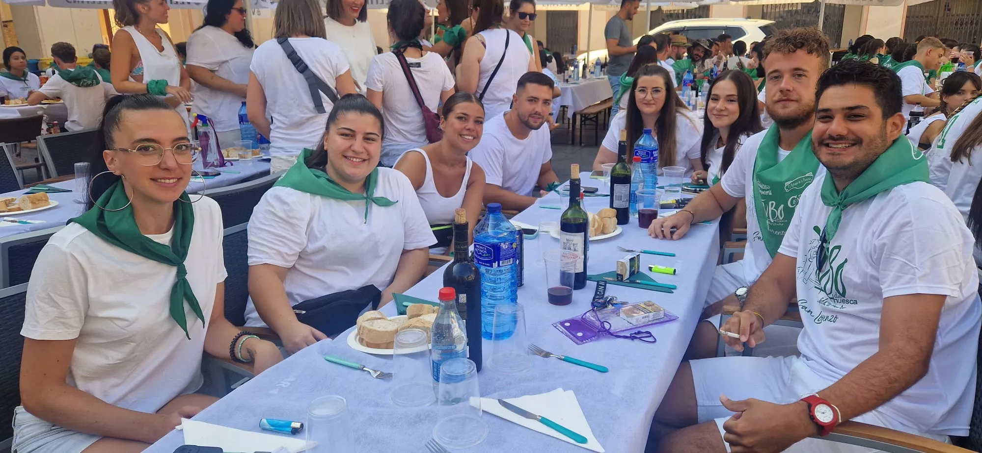 Almuerzos en la mañana del arranque de las fiestas de San Lorenzo