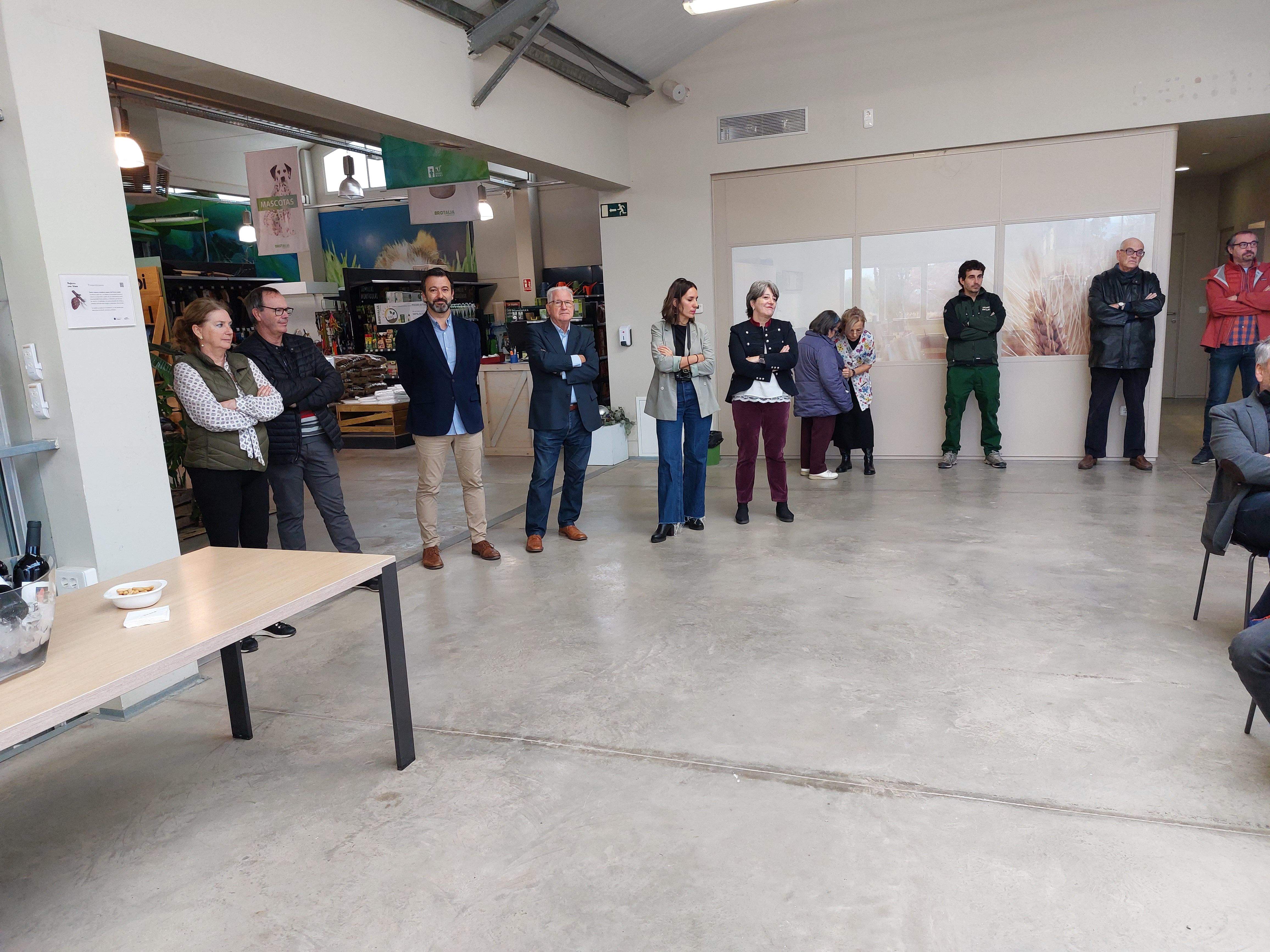 Presentación del Vino Amigo de Valentia y Enate