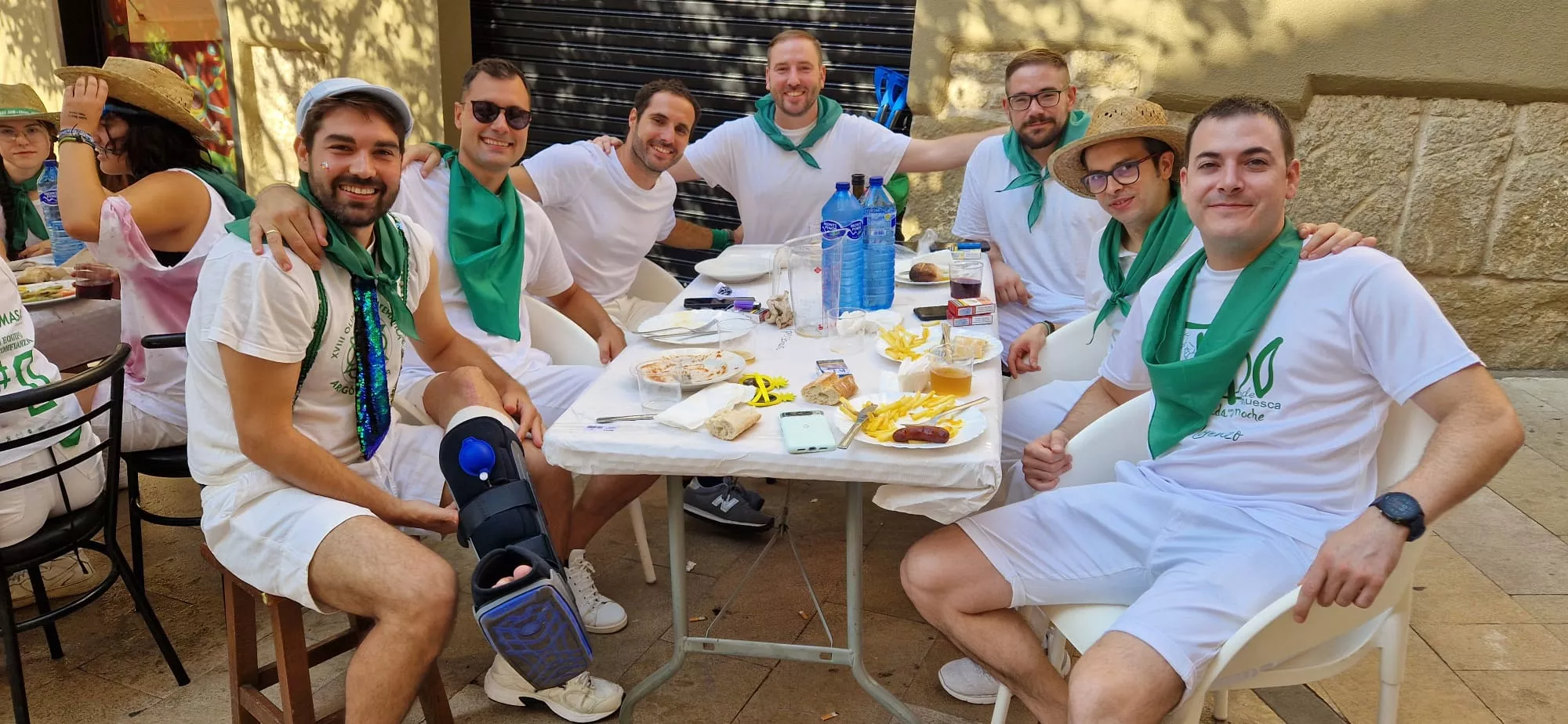 Almuerzos en la mañana del arranque de las fiestas de San Lorenzo