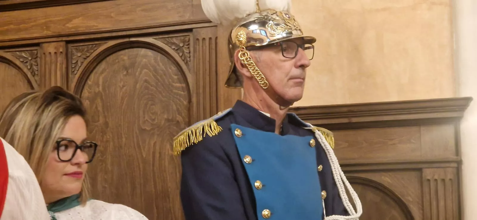 Entrega de la Medalla de Oro de Huesca a la Policía y el Hermanamiento con Tarbes. Foto Myriam Martínez