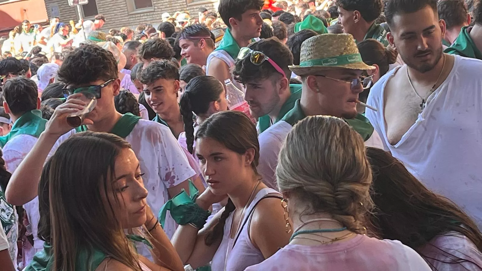 Cohete anunciador de las fiestas de San Lorenzo 2024.