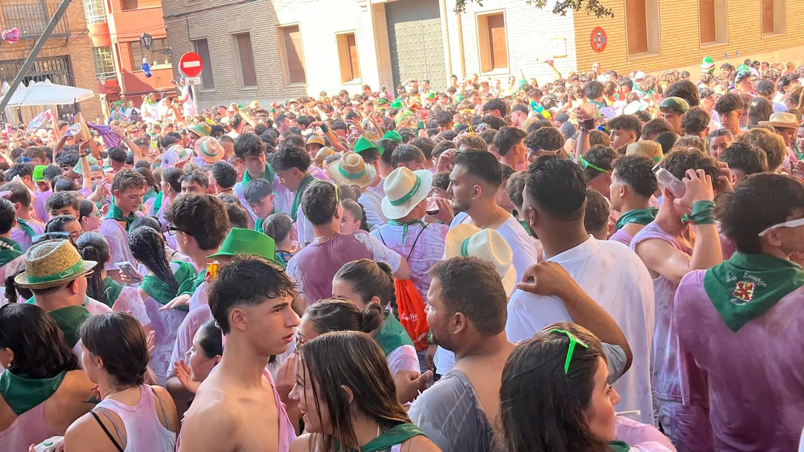 Cohete anunciador de las fiestas de San Lorenzo 2024.