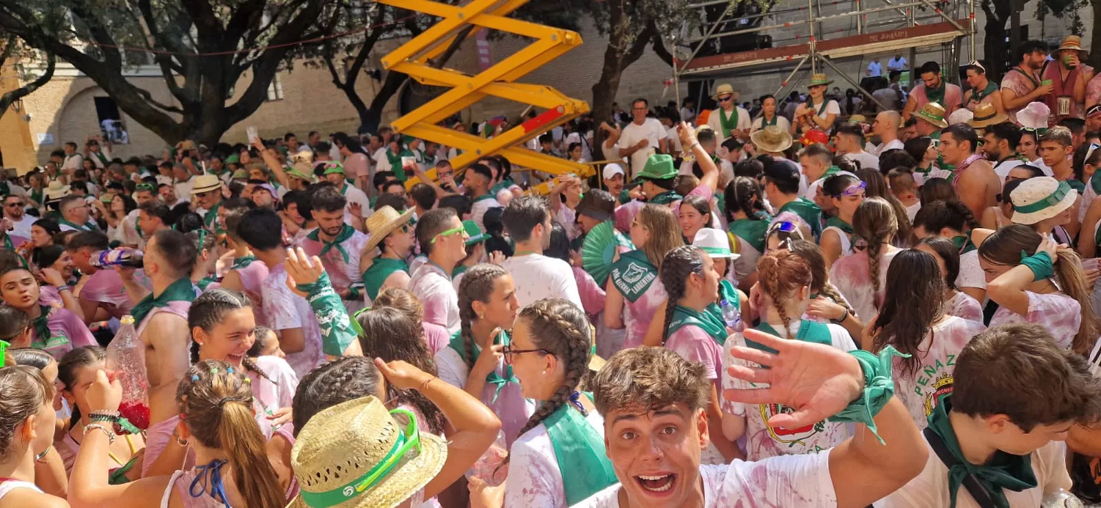 Cohete anunciador de las fiestas de San Lorenzo 2024.