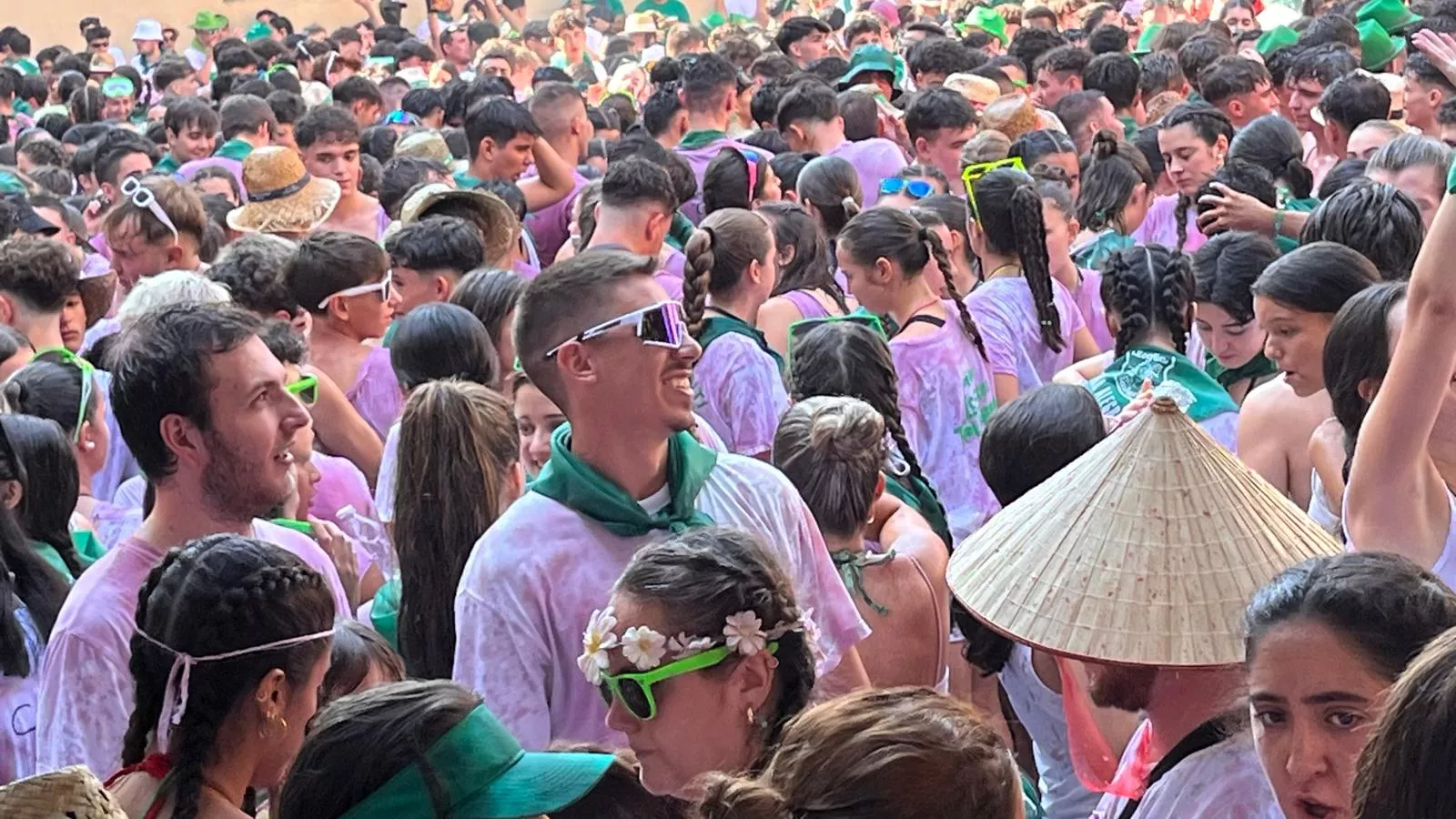 Cohete anunciador de las fiestas de San Lorenzo 2024.