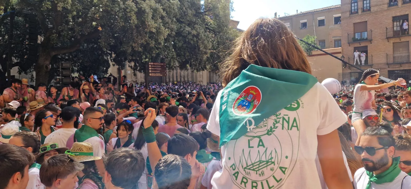 Plaza de la Catedral por el cohete de San Lorenzo