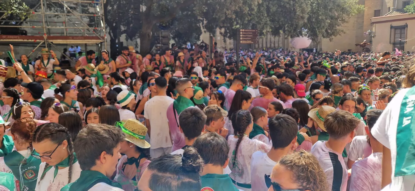 Cohete anunciador de las fiestas de San Lorenzo 2024.