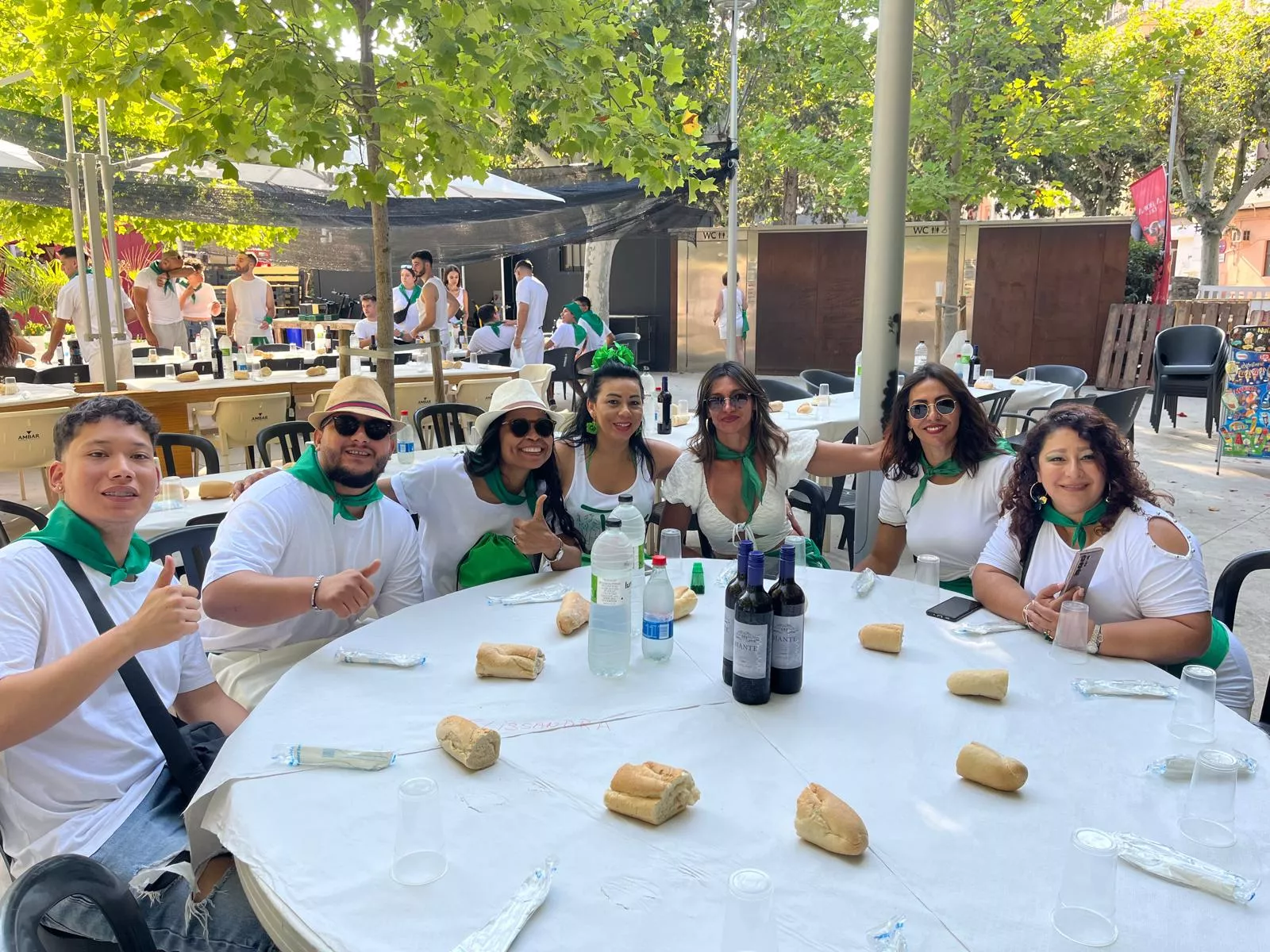Almuerzos en la mañana del arranque de las fiestas de San Lorenzo