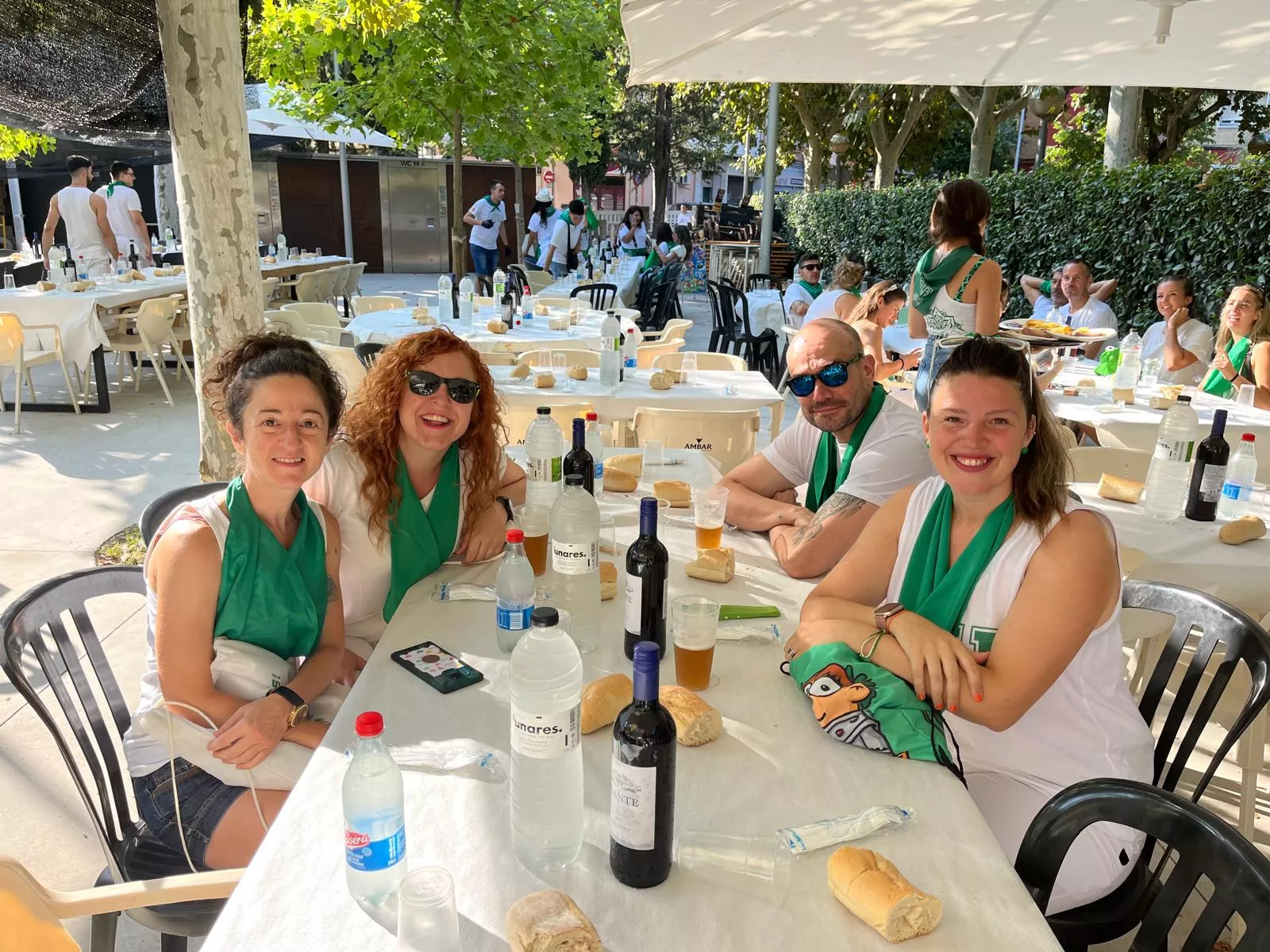 Almuerzos en la mañana del arranque de las fiestas de San Lorenzo