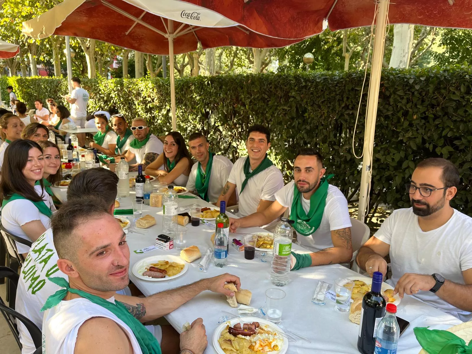 Almuerzos en la mañana del arranque de las fiestas de San Lorenzo