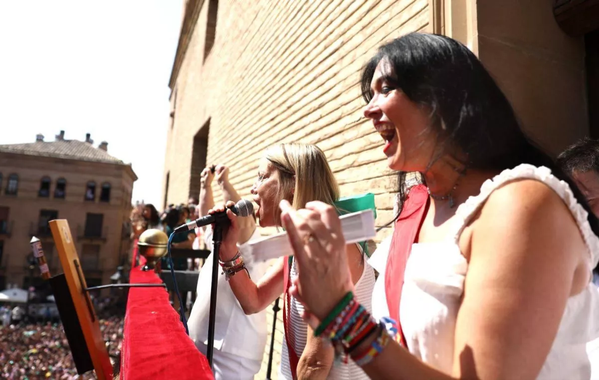 Cohete anunciador de las fiestas de San Lorenzo 2024.