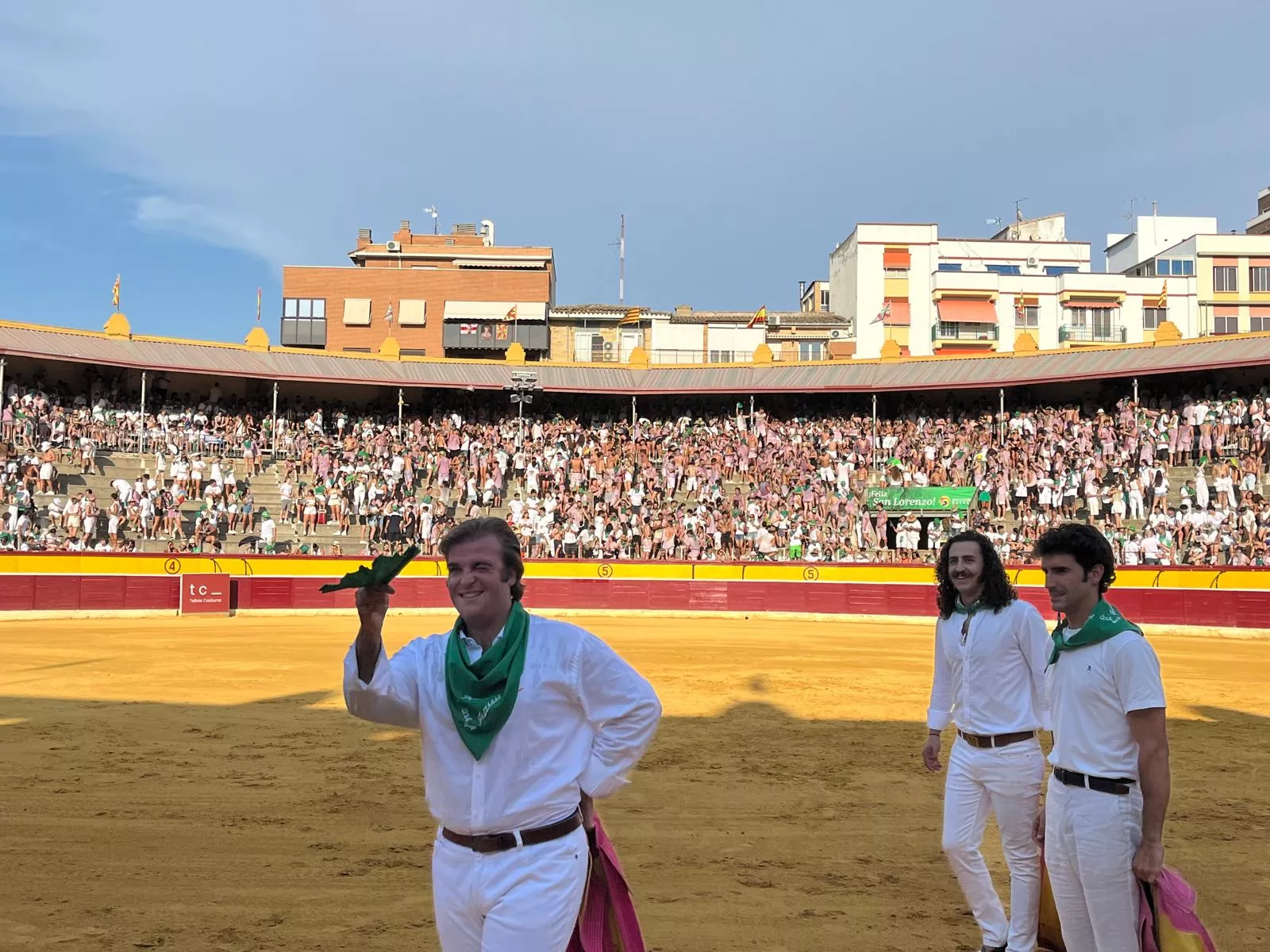 Imágenes de la becerrada de las peñas y Casta Aragonesa. Foto: Adrián Mora