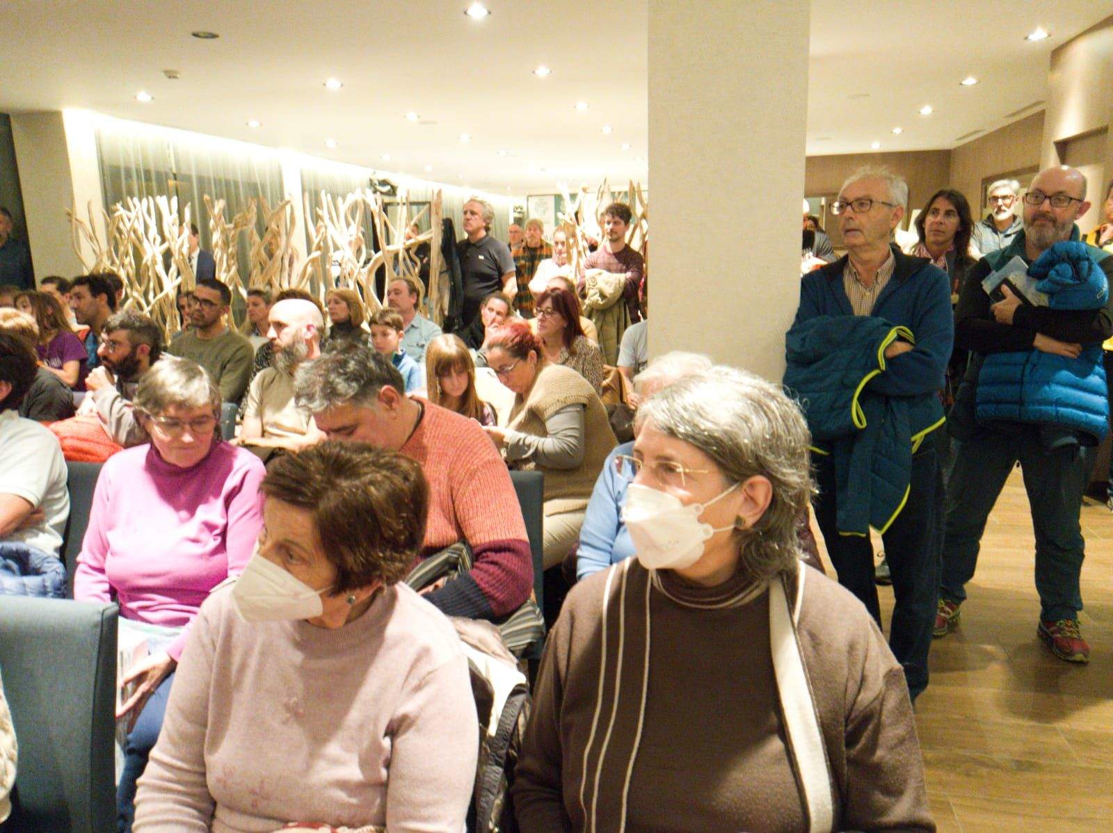 Presentación y firmas de Rey del Cielo de Pablo Vallés y Raúl Sunn.