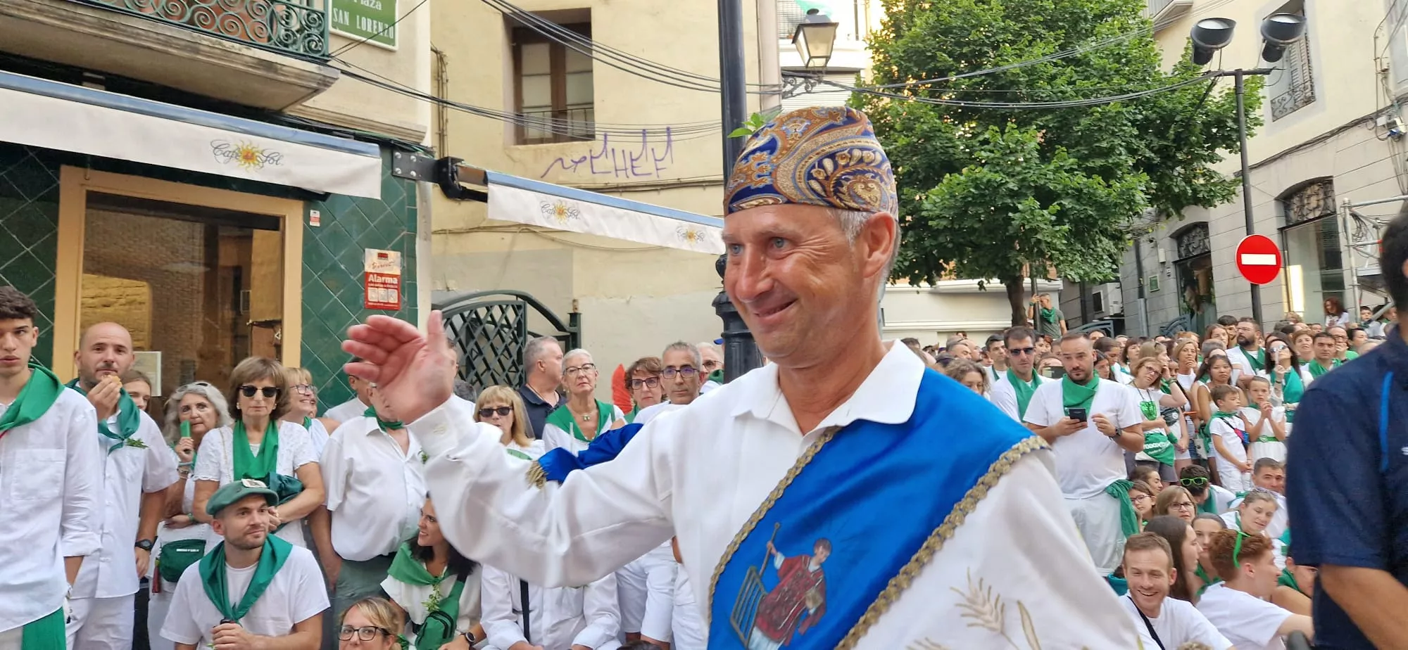 Danzantes la mañana del día 10 de agosto. Foto Myriam Martínez