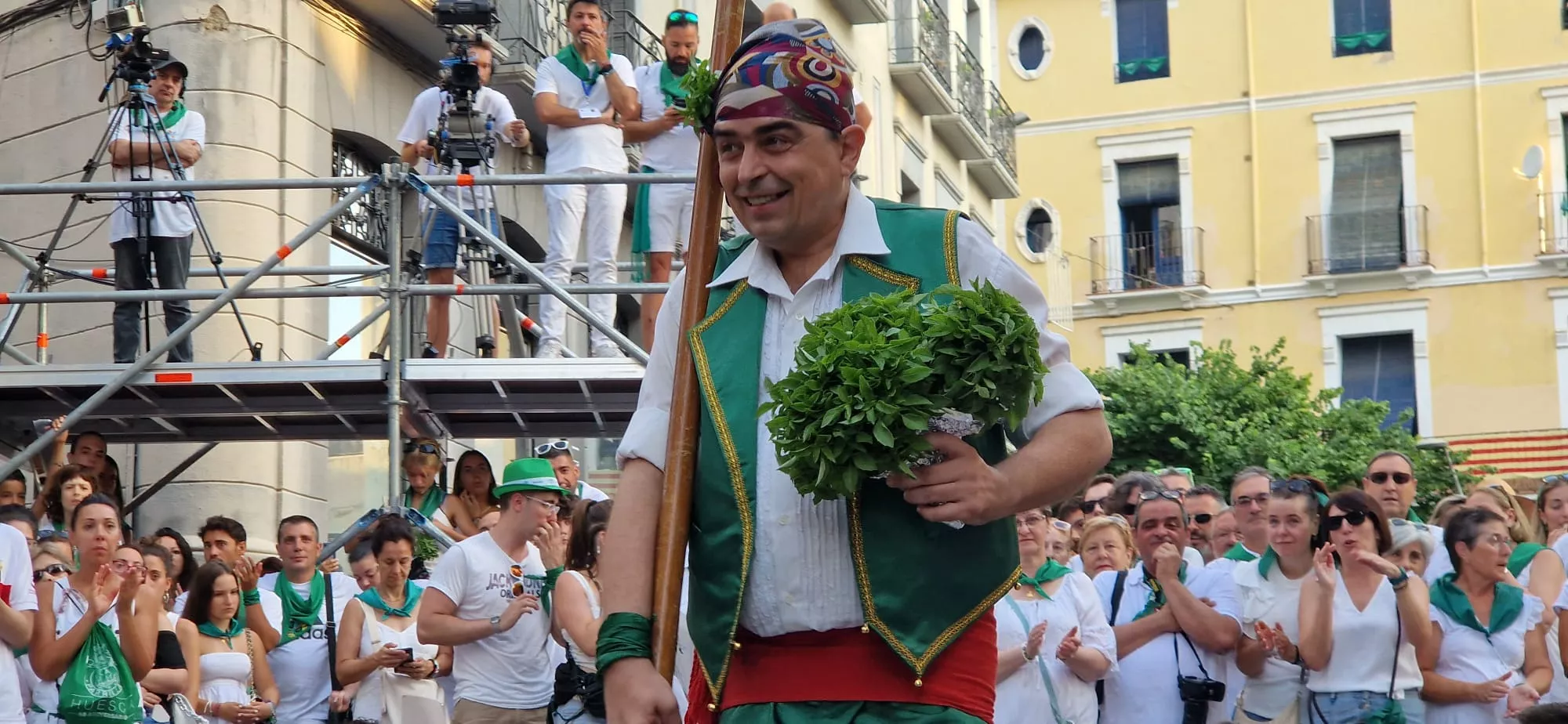 Danzantes la mañana del día 10 de agosto. Foto Myriam Martínez