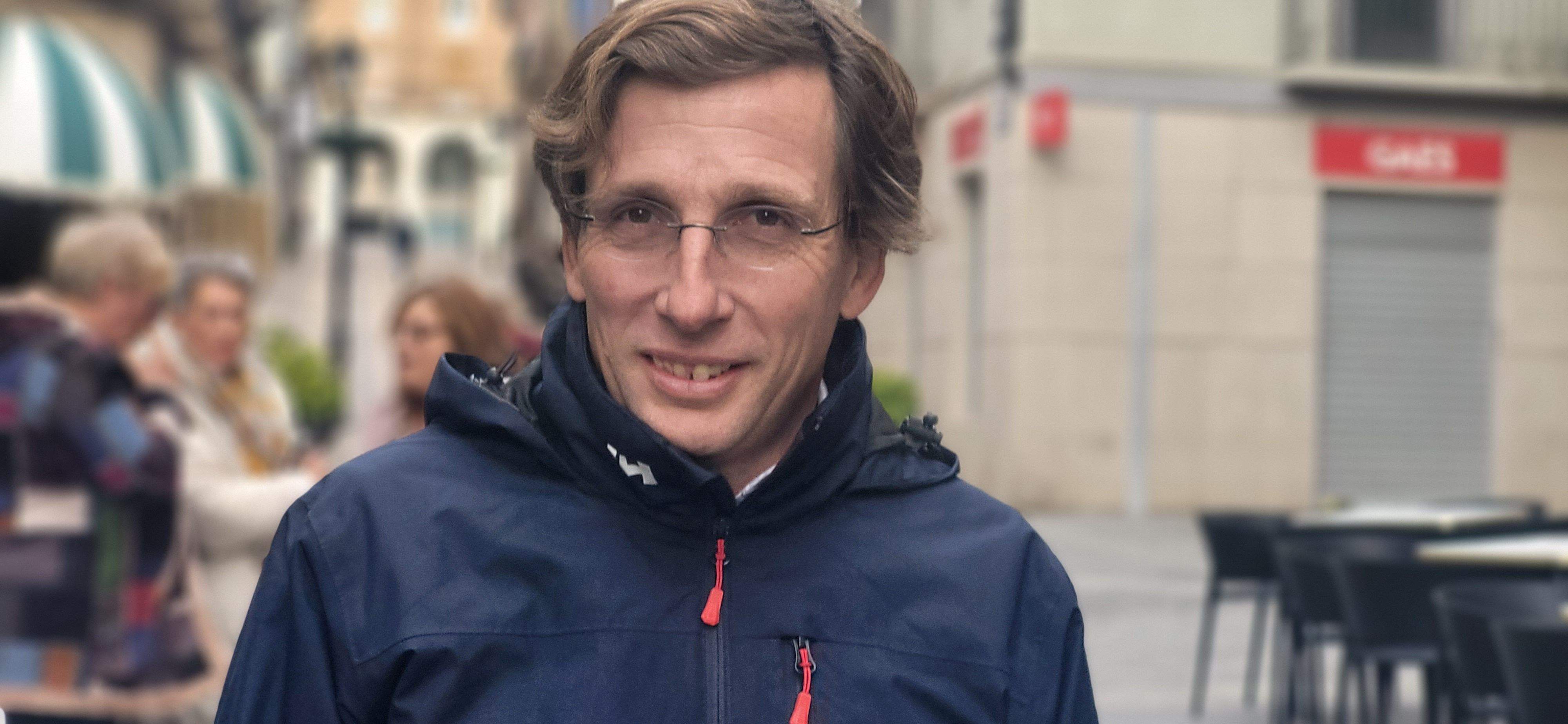 José Luis Martínez Almeida, alcalde de Madrid por el PP, visita la ciudad de Huesca. Foto Myriam Martínez 