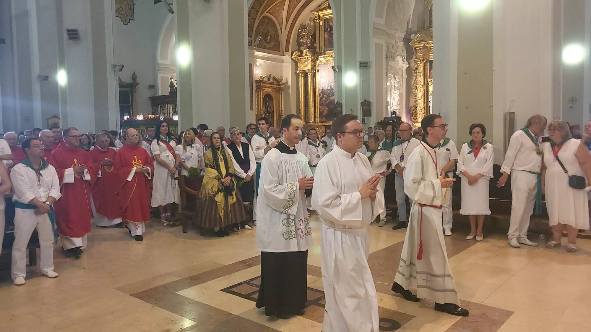 Misa Pontifical en la Basílica de San Lorenzo de Huesca