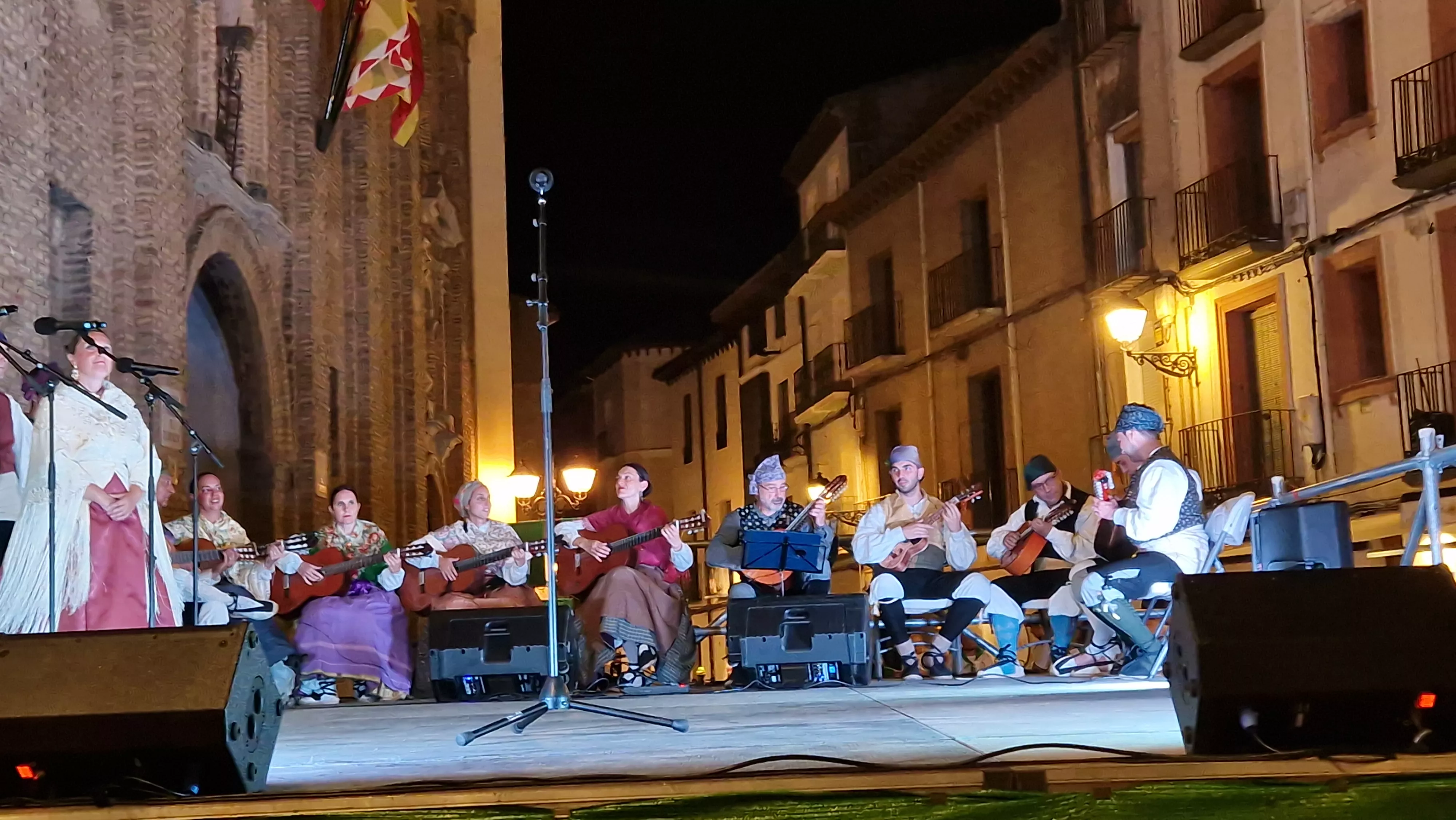 Ronda al Santo el 9 de agosto con Santa Cecilia y Estirpe. Foto Myriam Martínez 