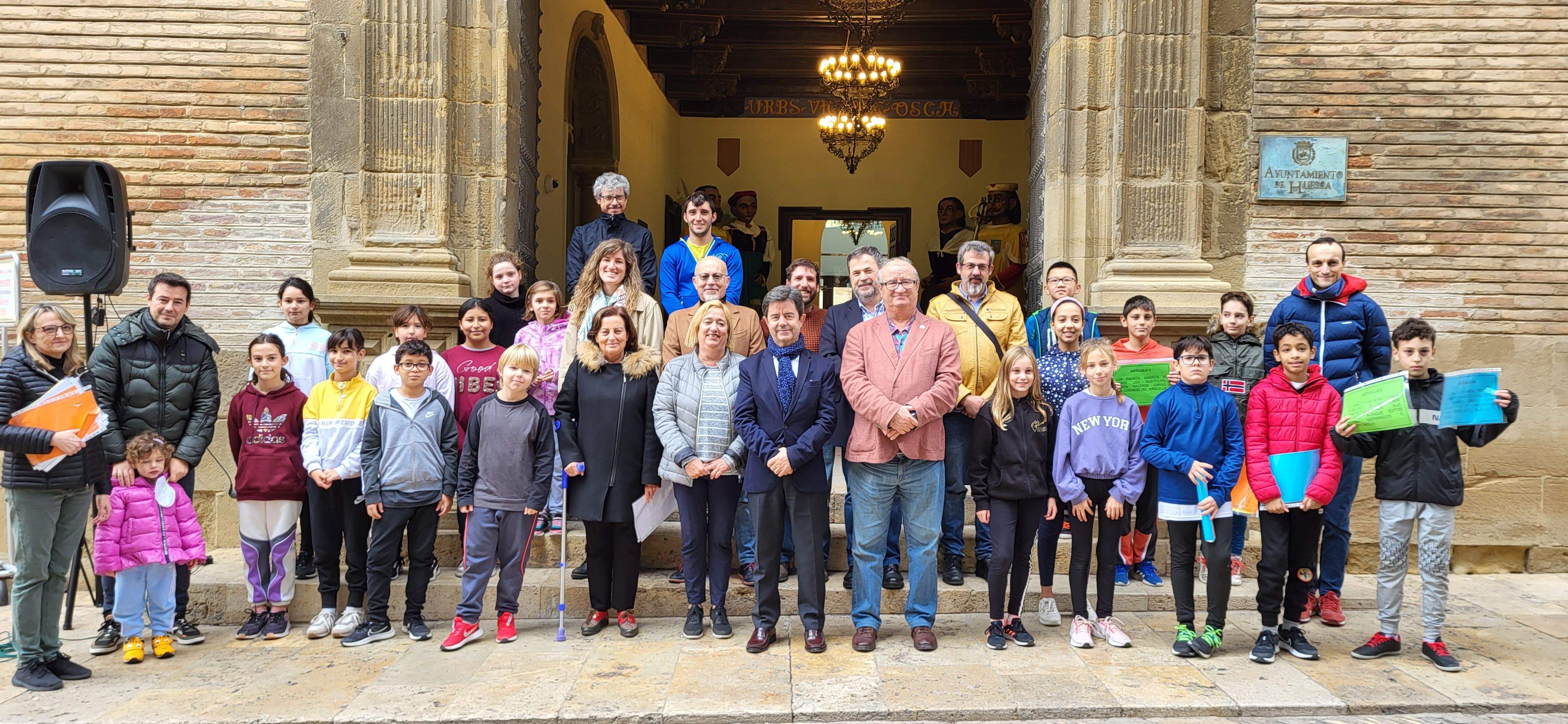 Celebración del Día Internacional de los Derechos de los Niños y las Niñas en Huesca