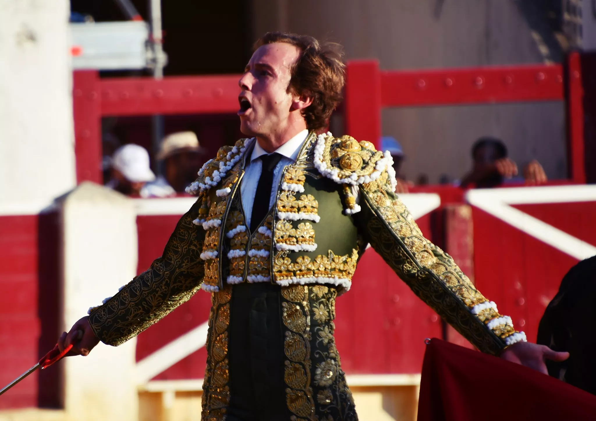 Imágenes de la primera corrida de toros de la Feria de La Albahaca 2024. Foto: Tauroemoción