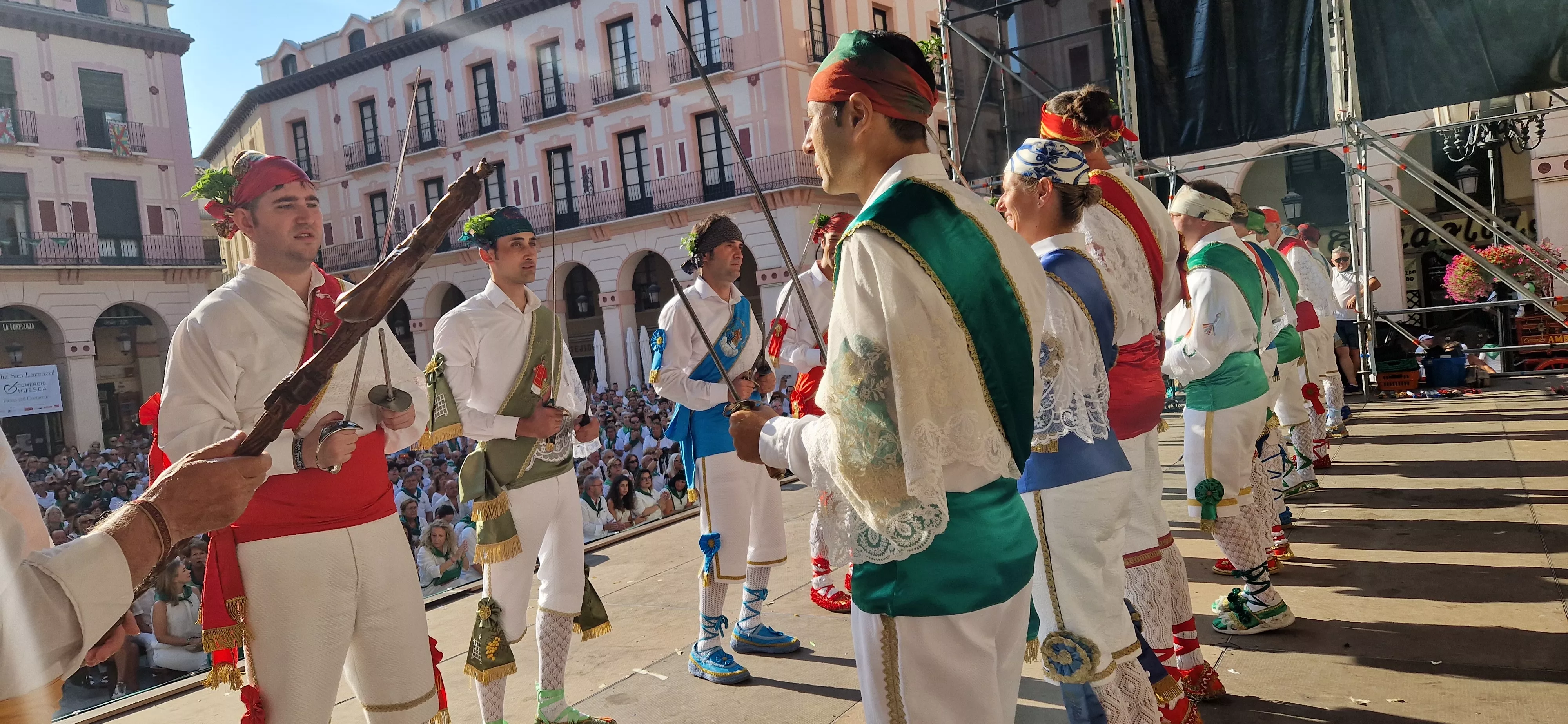 Actuación de los Danzantes el 11 de agosto. Foto Myriam Martínez 