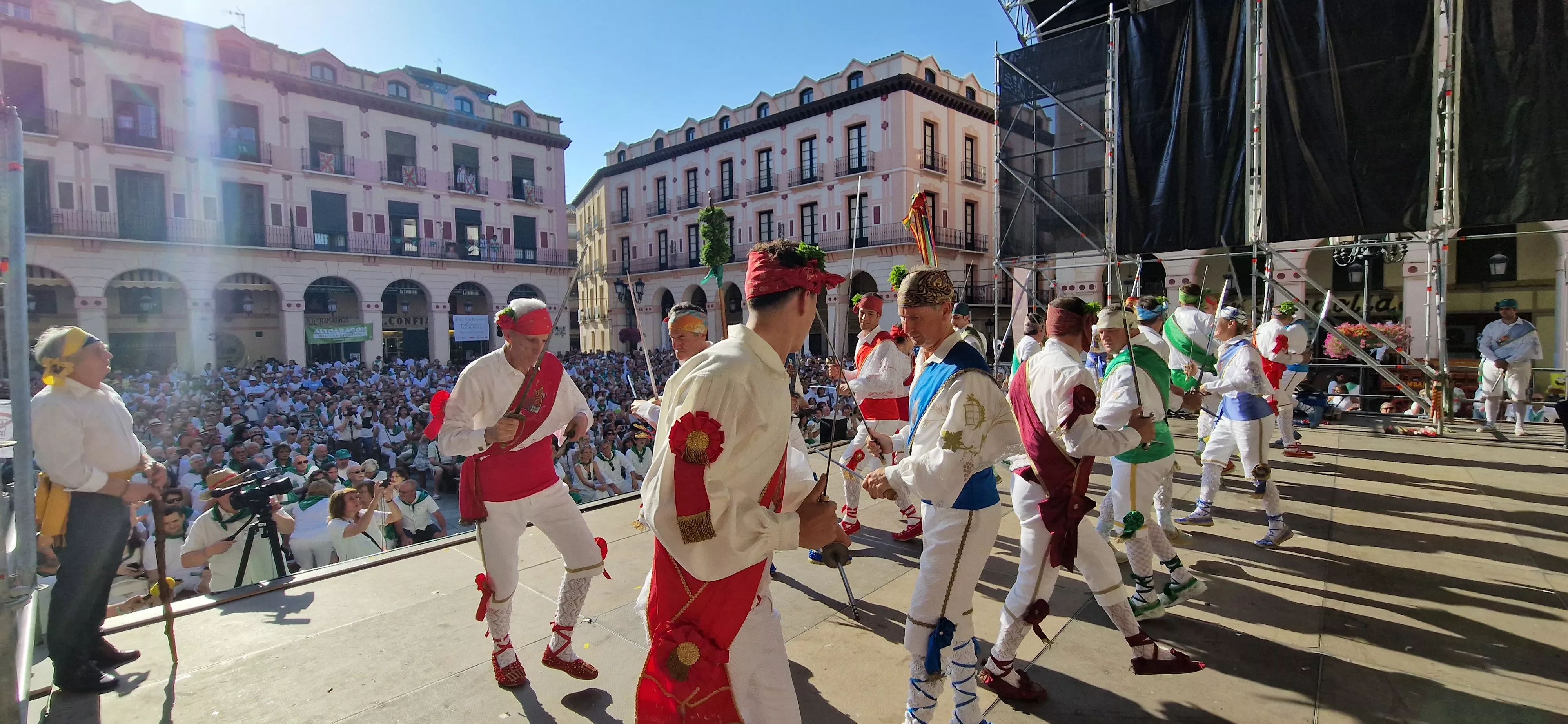 Actuación de los Danzantes el 11 de agosto. Foto Myriam Martínez