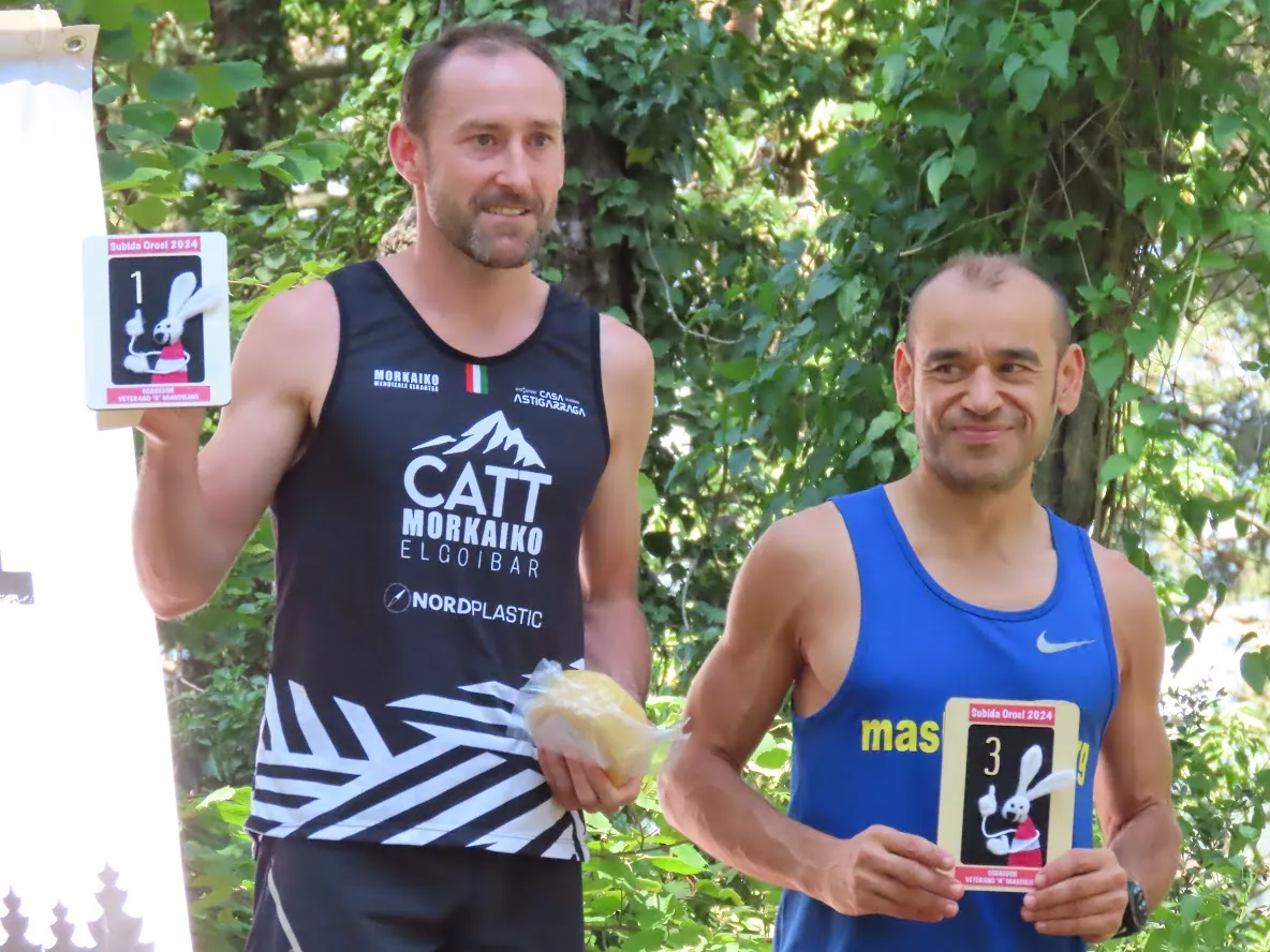 Subida a Oroel. Foto Ramón Ferrer (1)