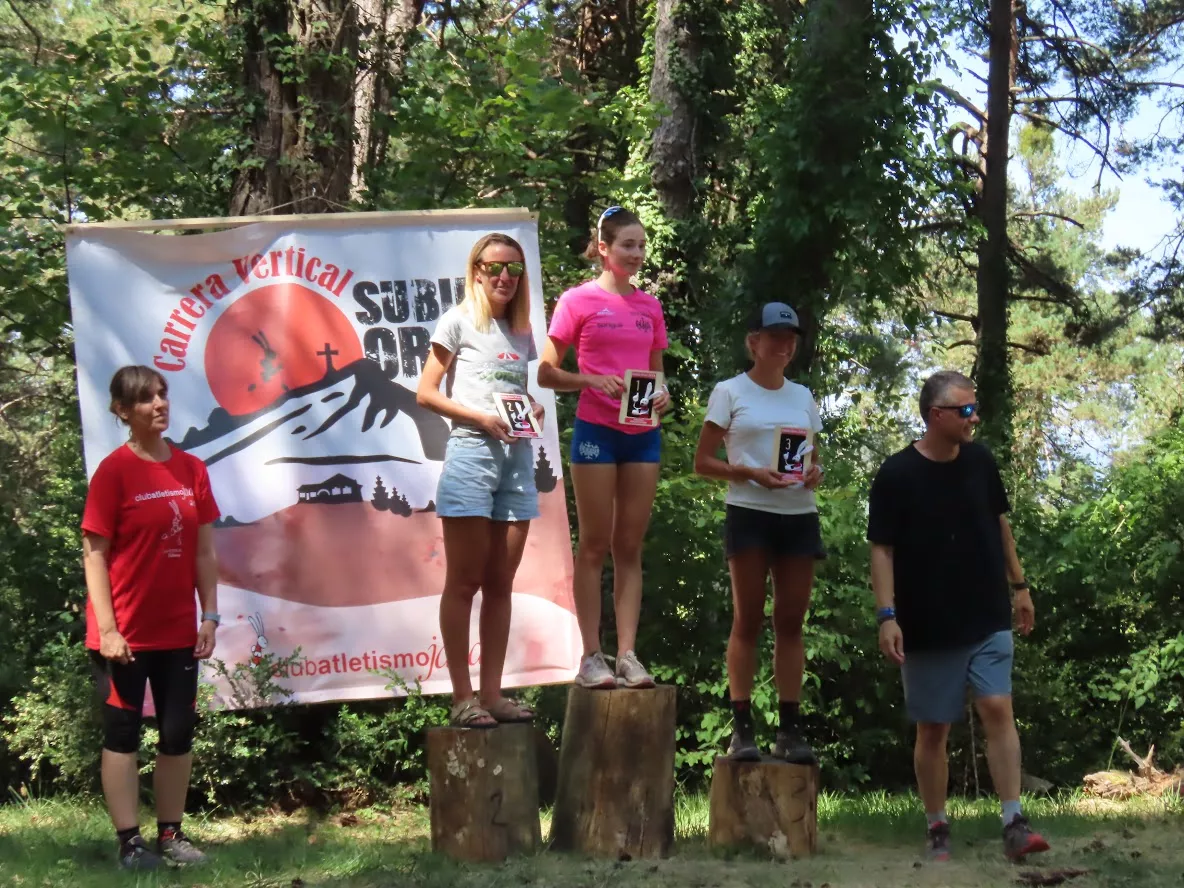 Subida a Oroel. Foto Ramón Ferrer