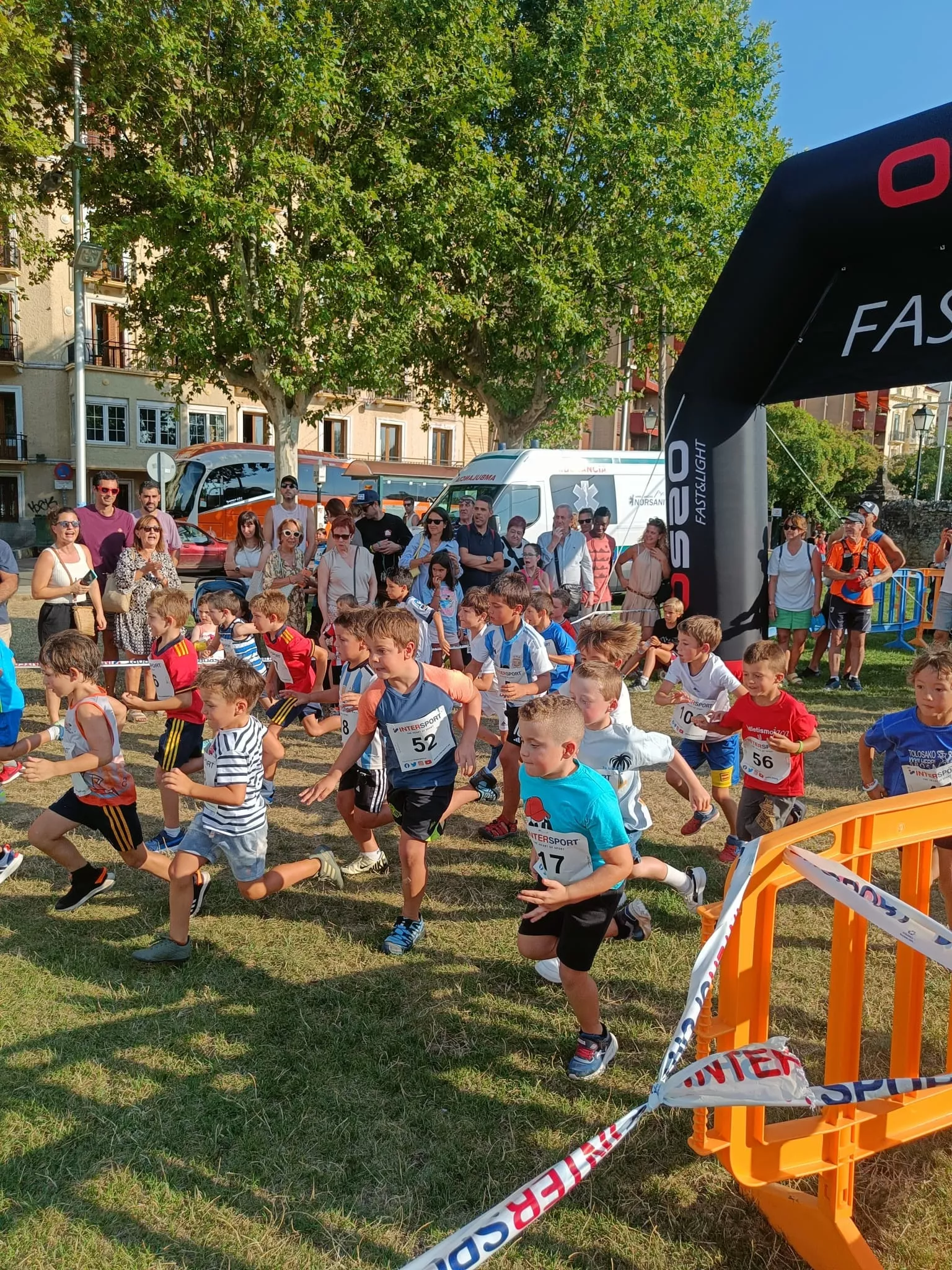 Carreras infantiles Subida a Oroel (5)
