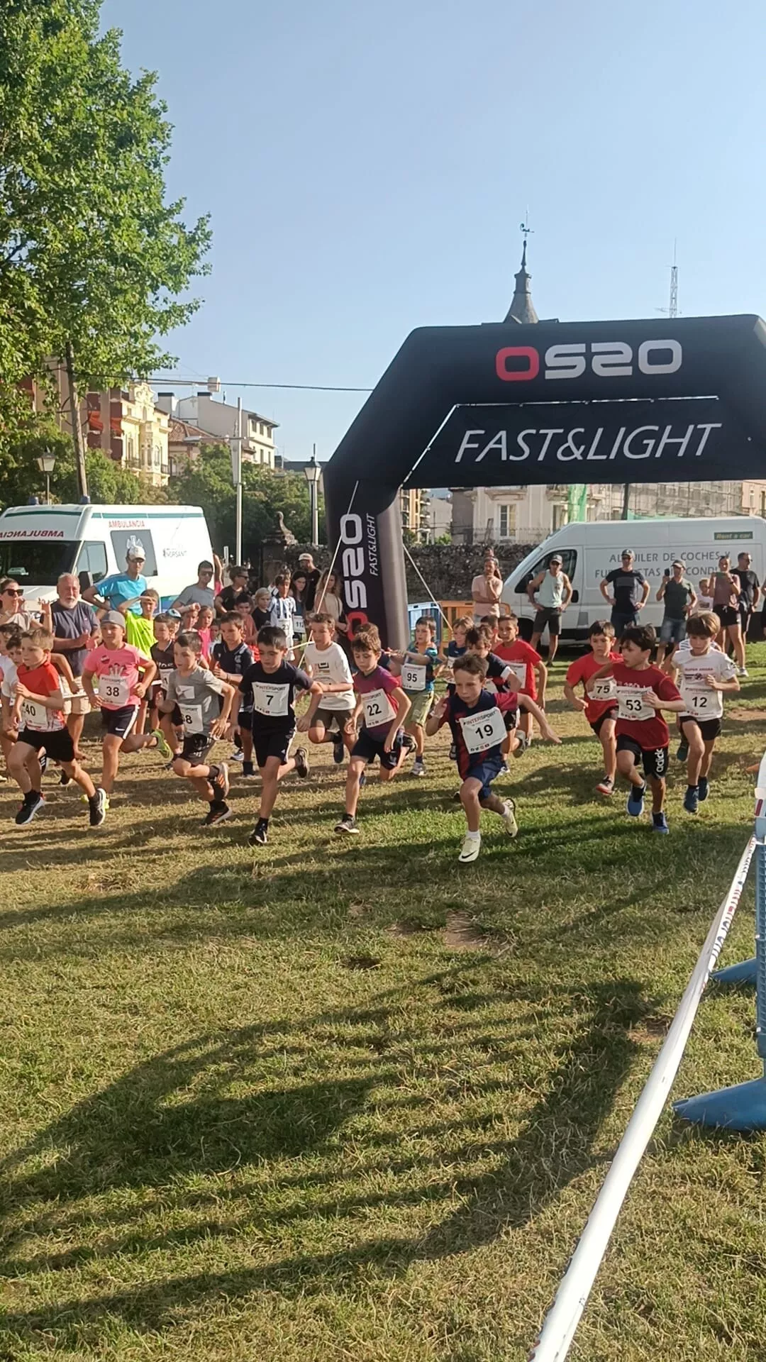 Carreras infantiles Subida a Oroel (8)