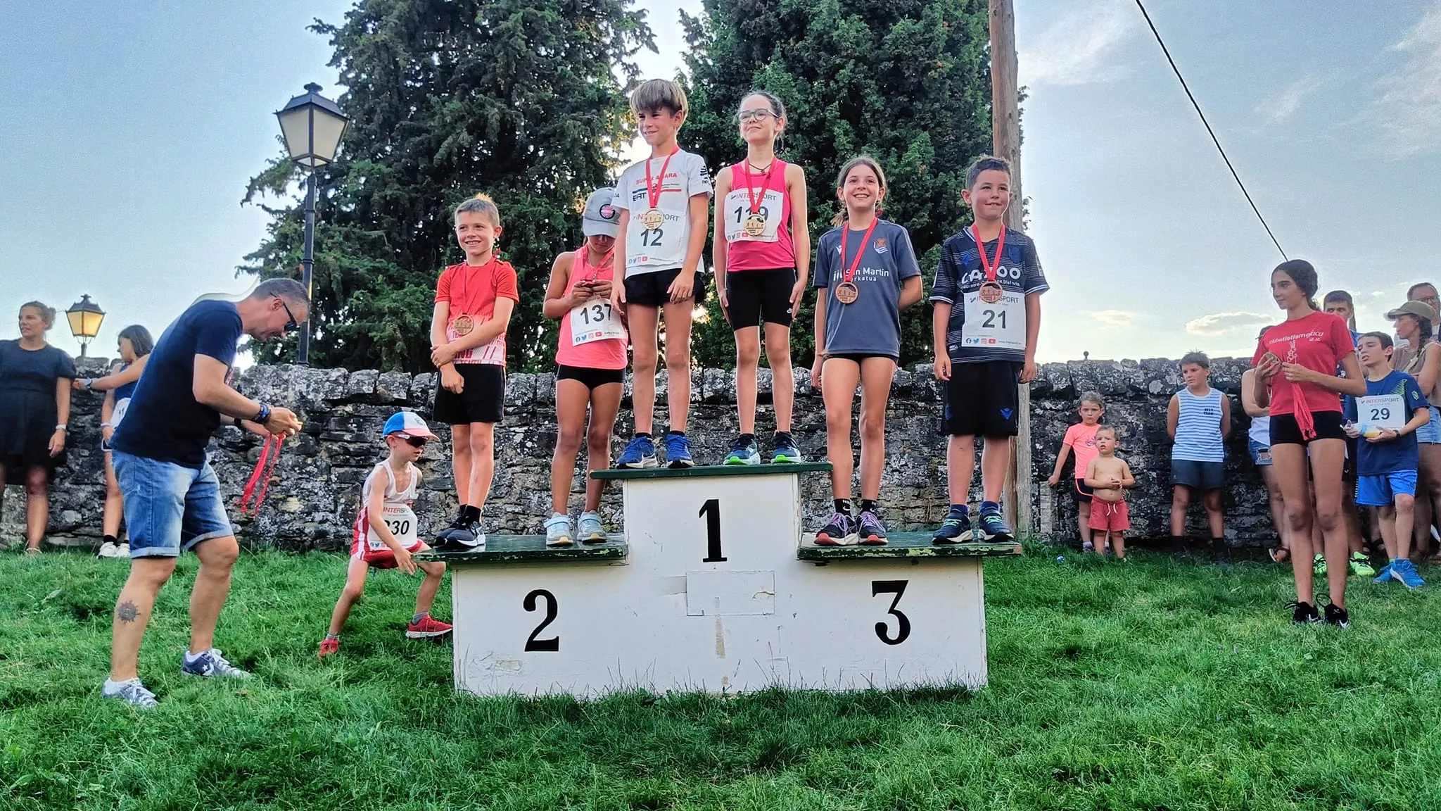 Carreras infantiles Subida a Oroel (9)