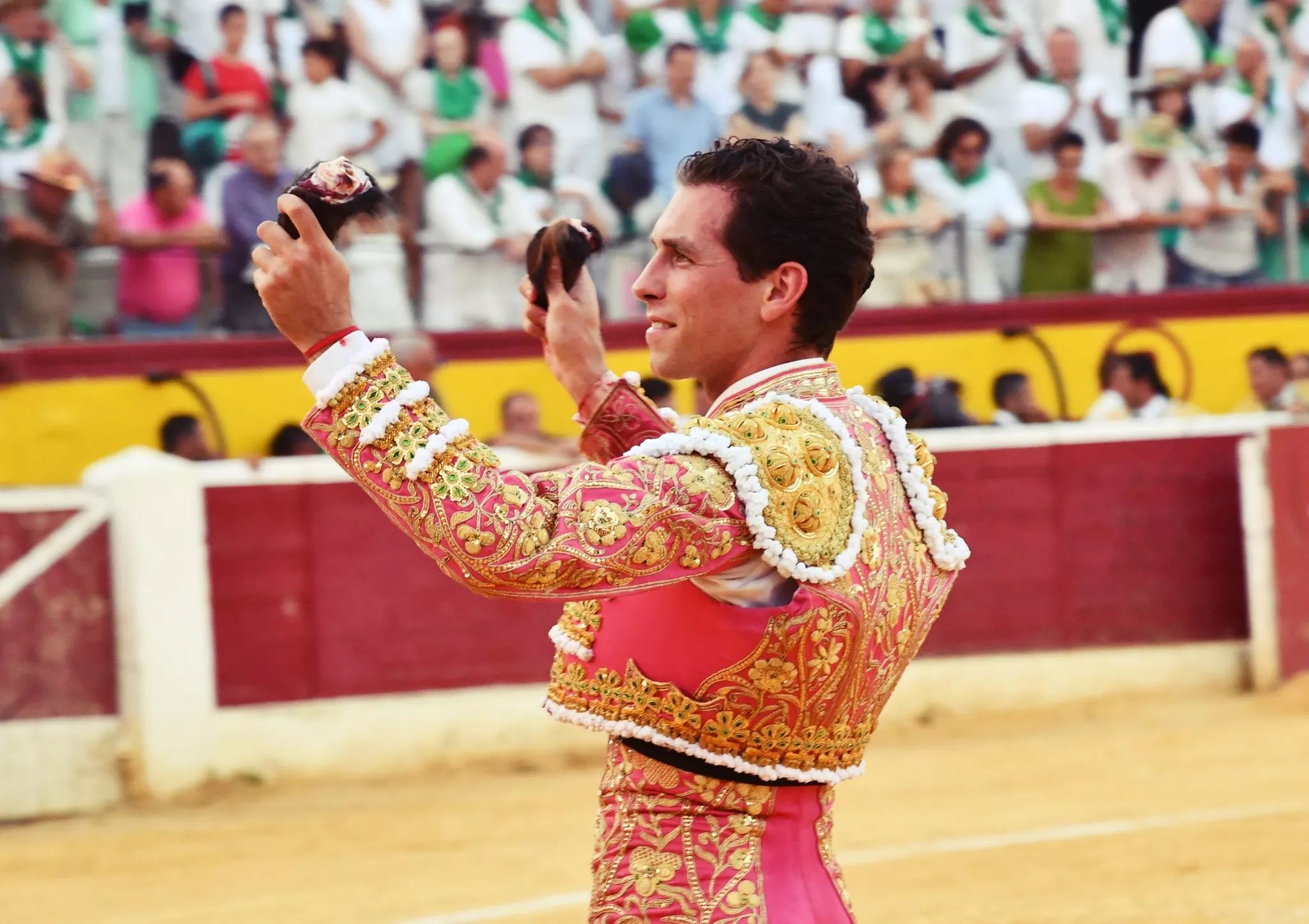 454702484 1180451632994919 7568882643314562870 n