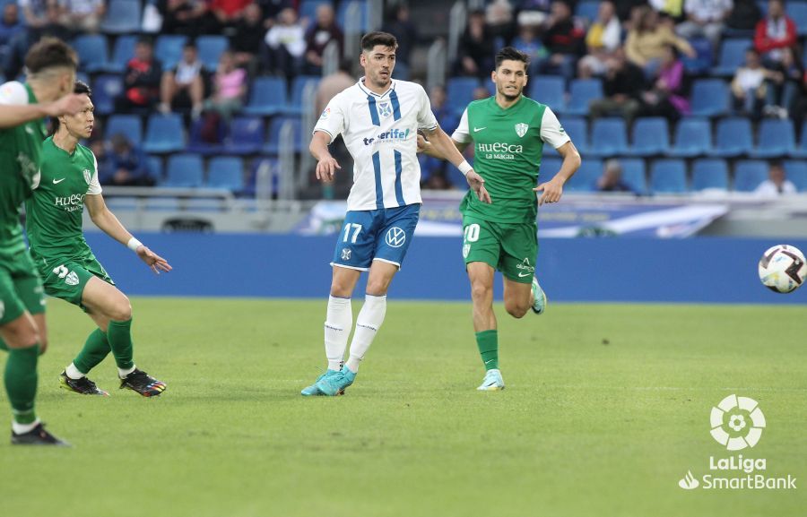Imágenes del partido Tenerife Huesca. Foto La Liga 