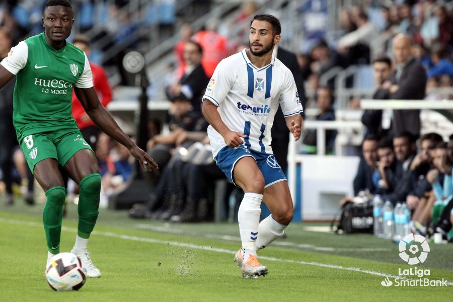 Imágenes del partido Tenerife Huesca. Foto La Liga