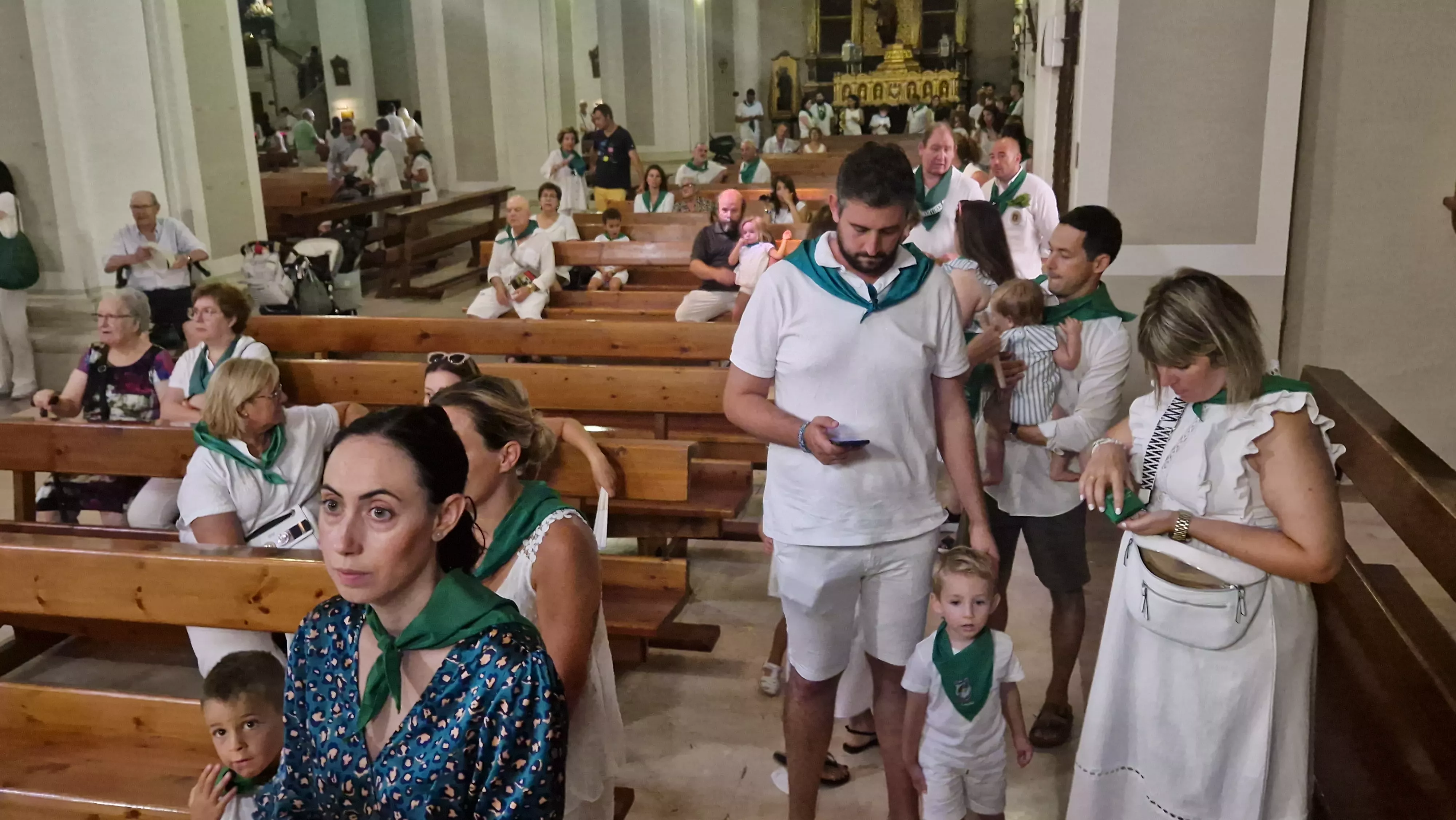  Presentación de niños y niñas a San Lorenzo. Foto Myriam Martínez 