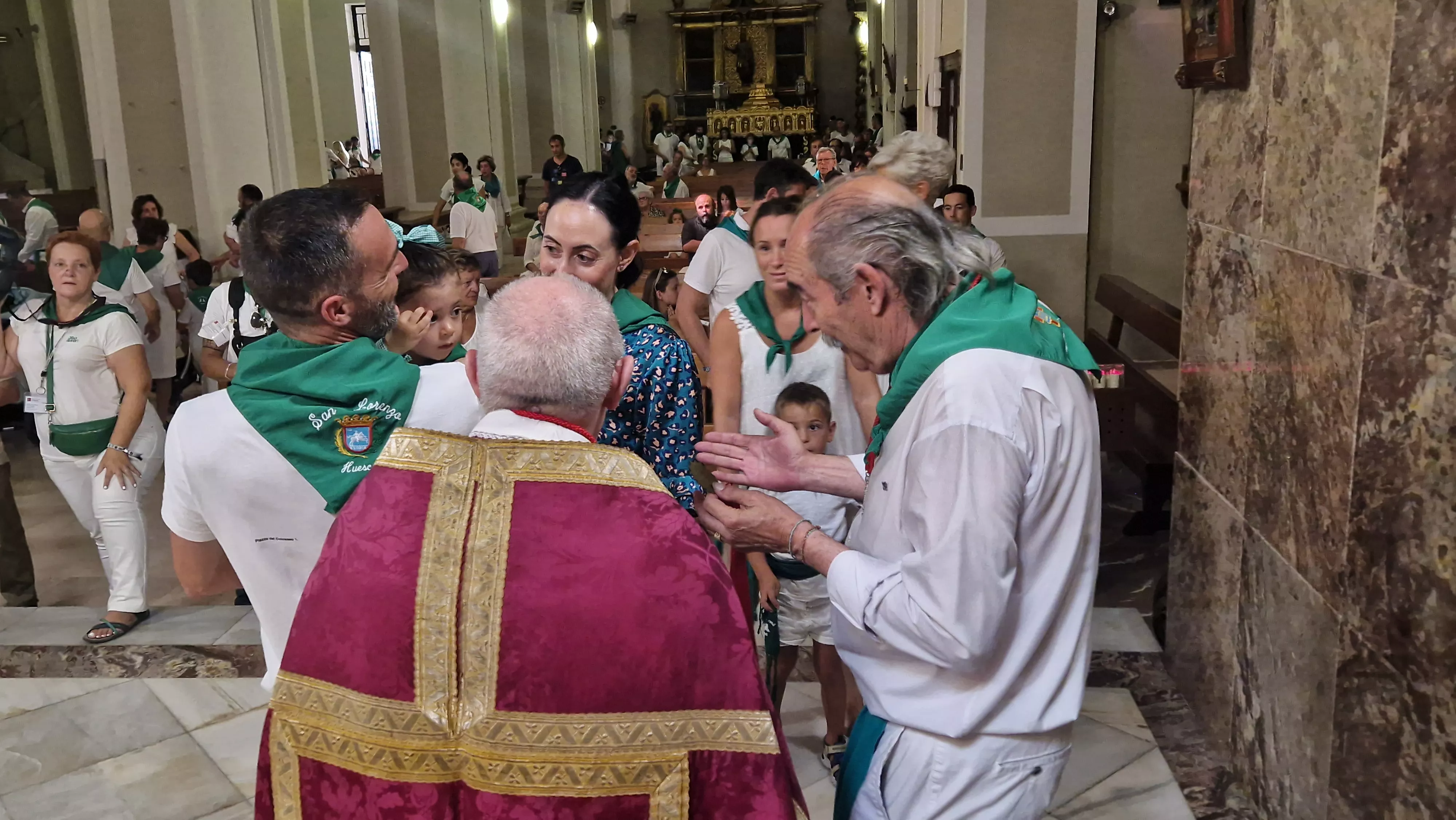  Presentación de niños y niñas a San Lorenzo. Foto Myriam Martínez 