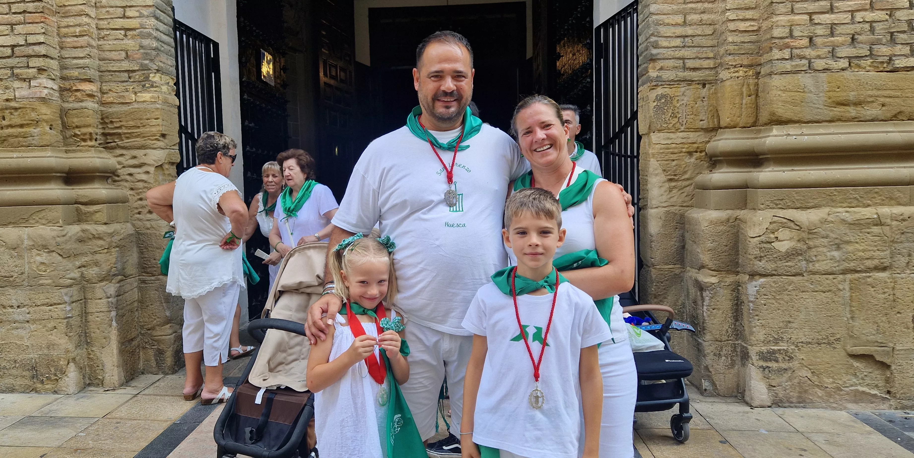  Presentación de niños y niñas a San Lorenzo. Foto Myriam Martínez 