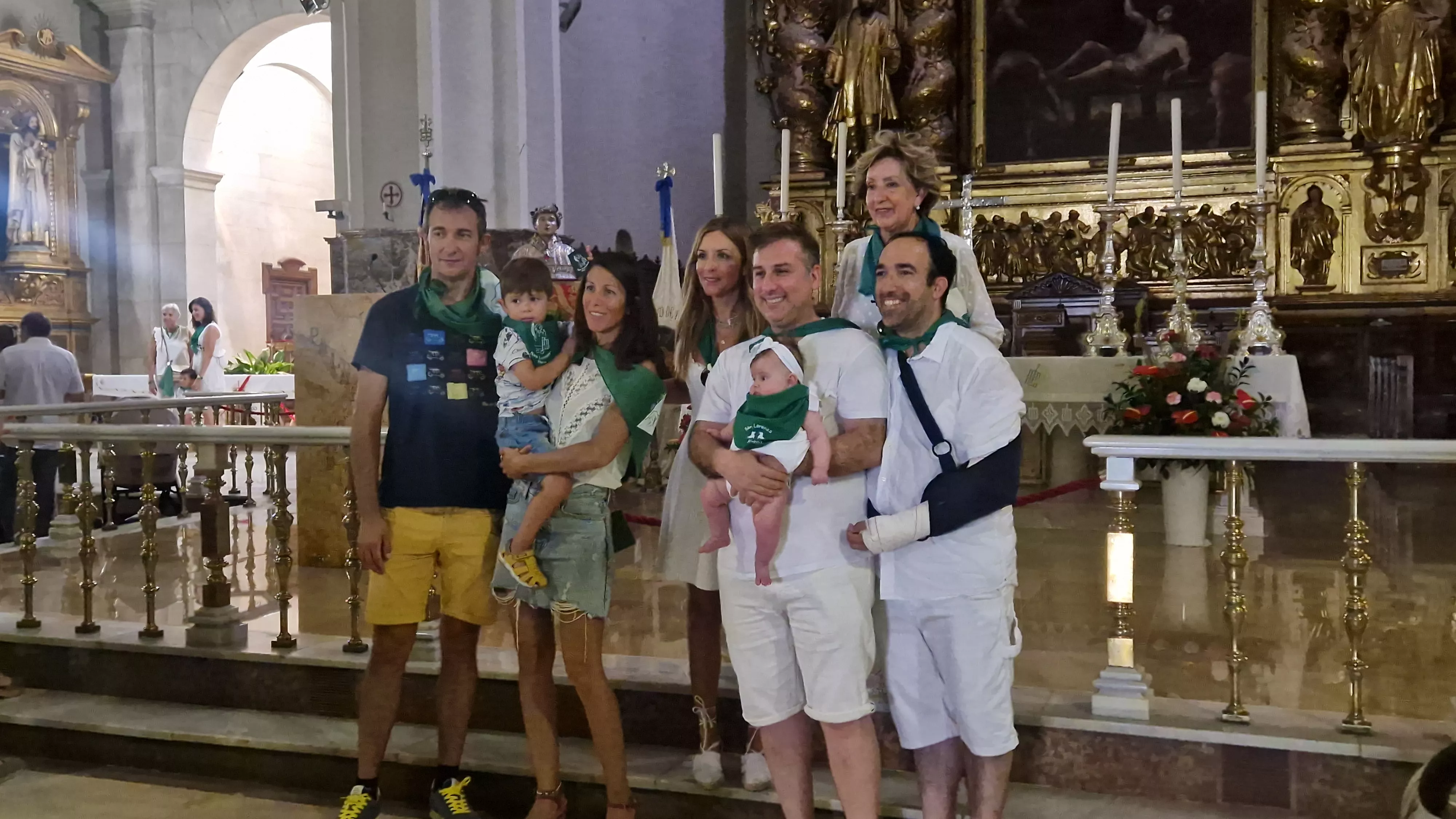  Presentación de niños y niñas a San Lorenzo. Foto Myriam Martínez 