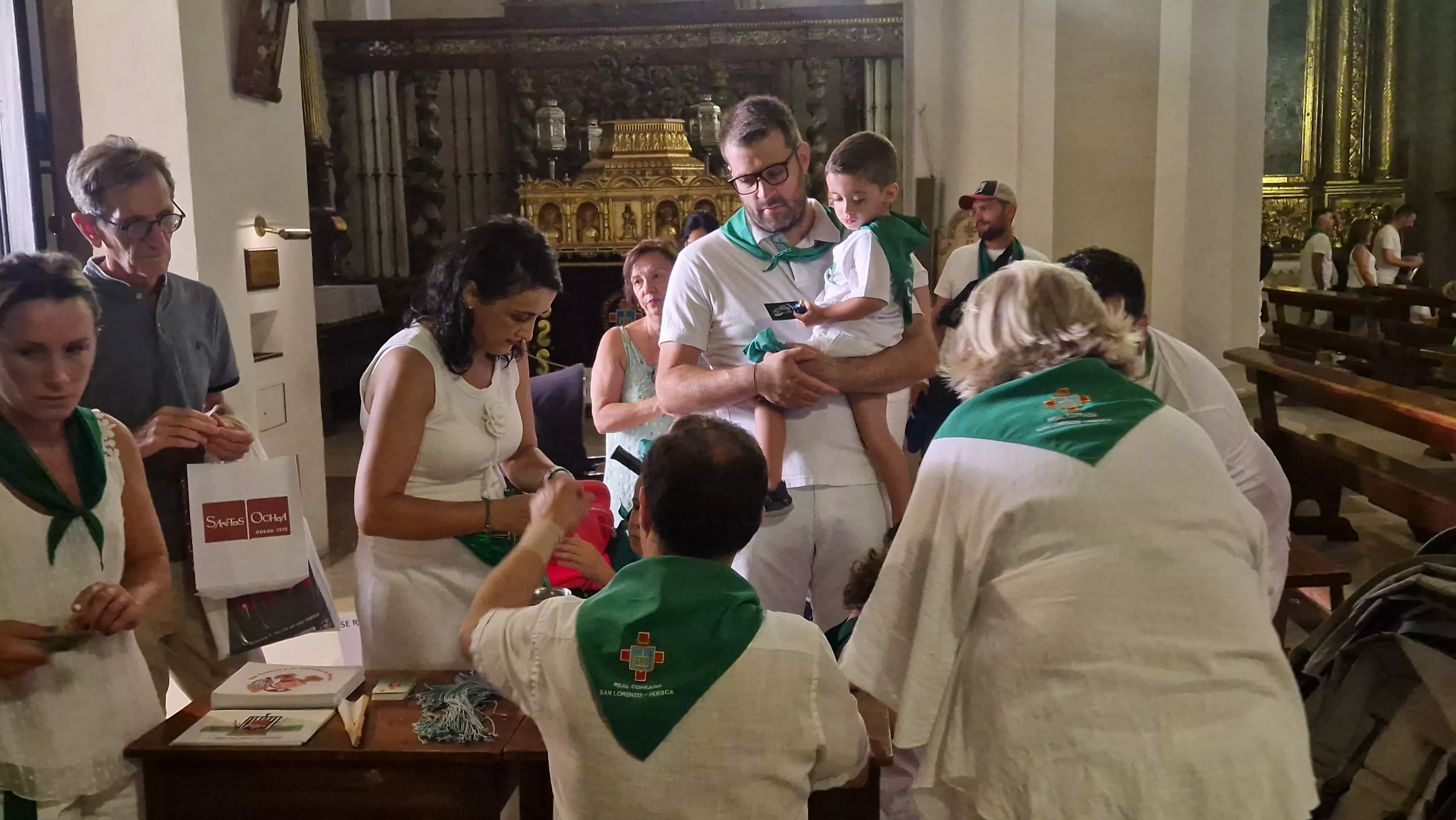  Presentación de niños y niñas a San Lorenzo. Foto Myriam Martínez 
