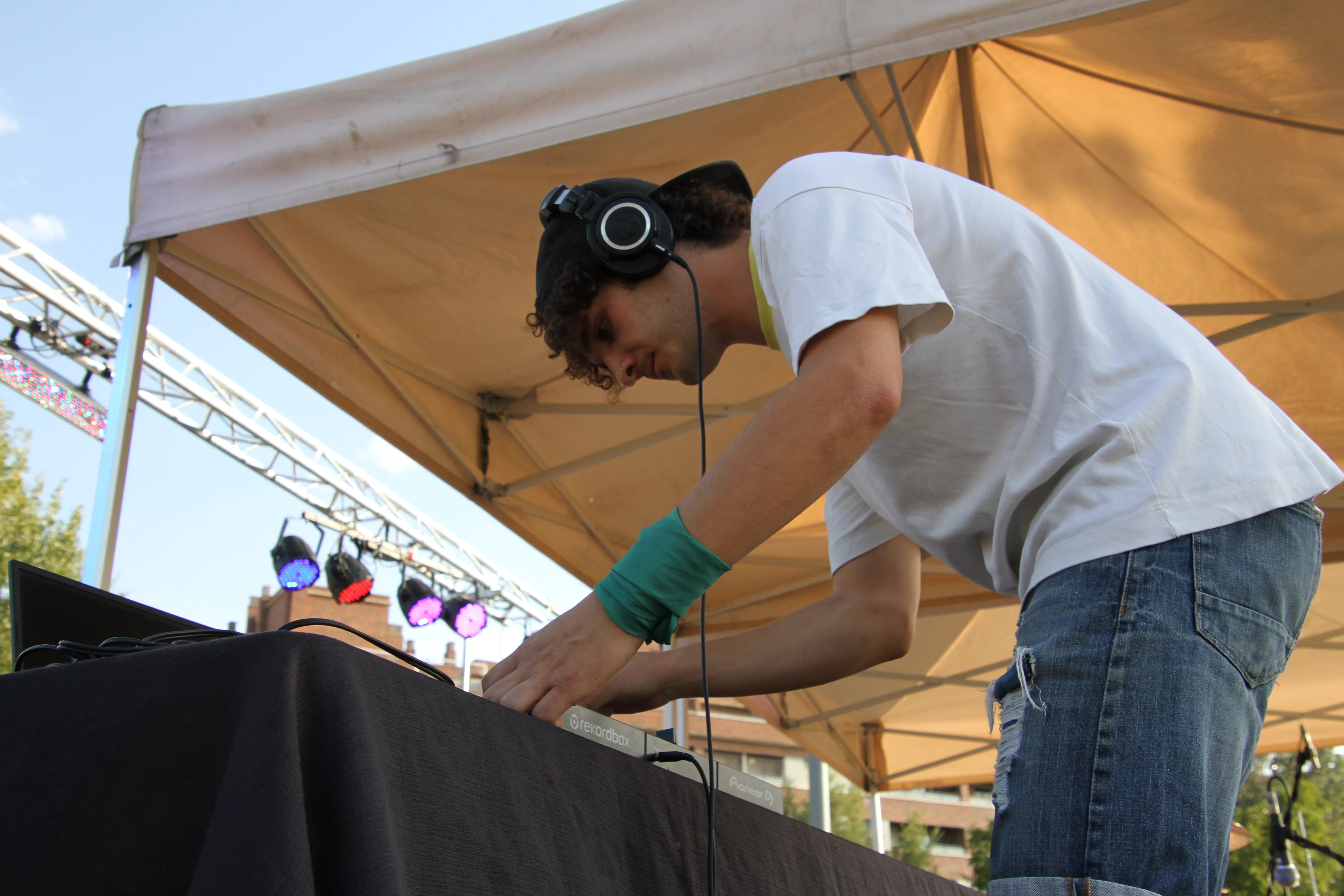 Actuación de Lassi.0 en el Reberde Fest. Foto Carlos Neofato 