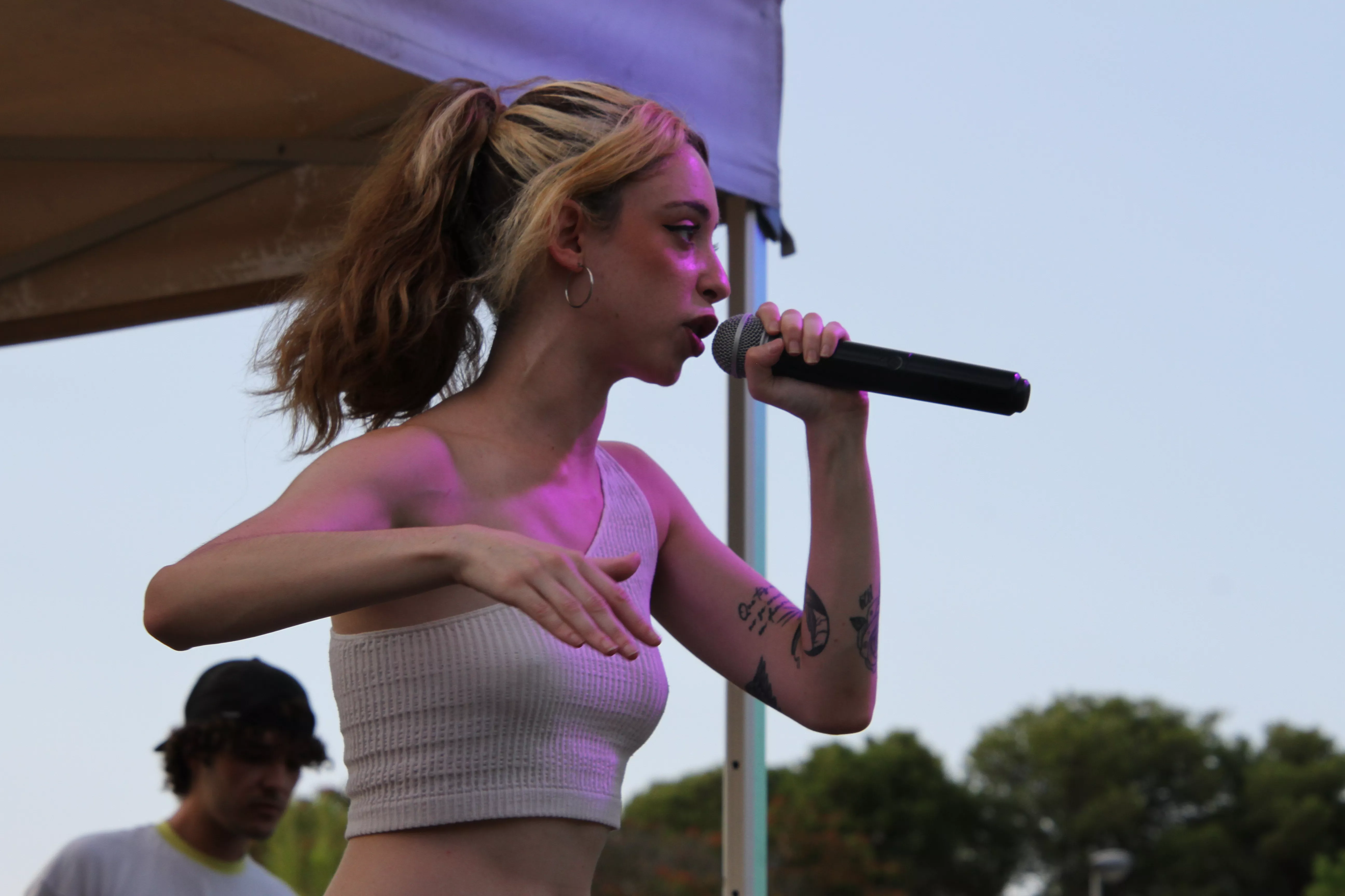 Actuación de Lassi.0 en el Reberde Fest. Foto Carlos Neofato 