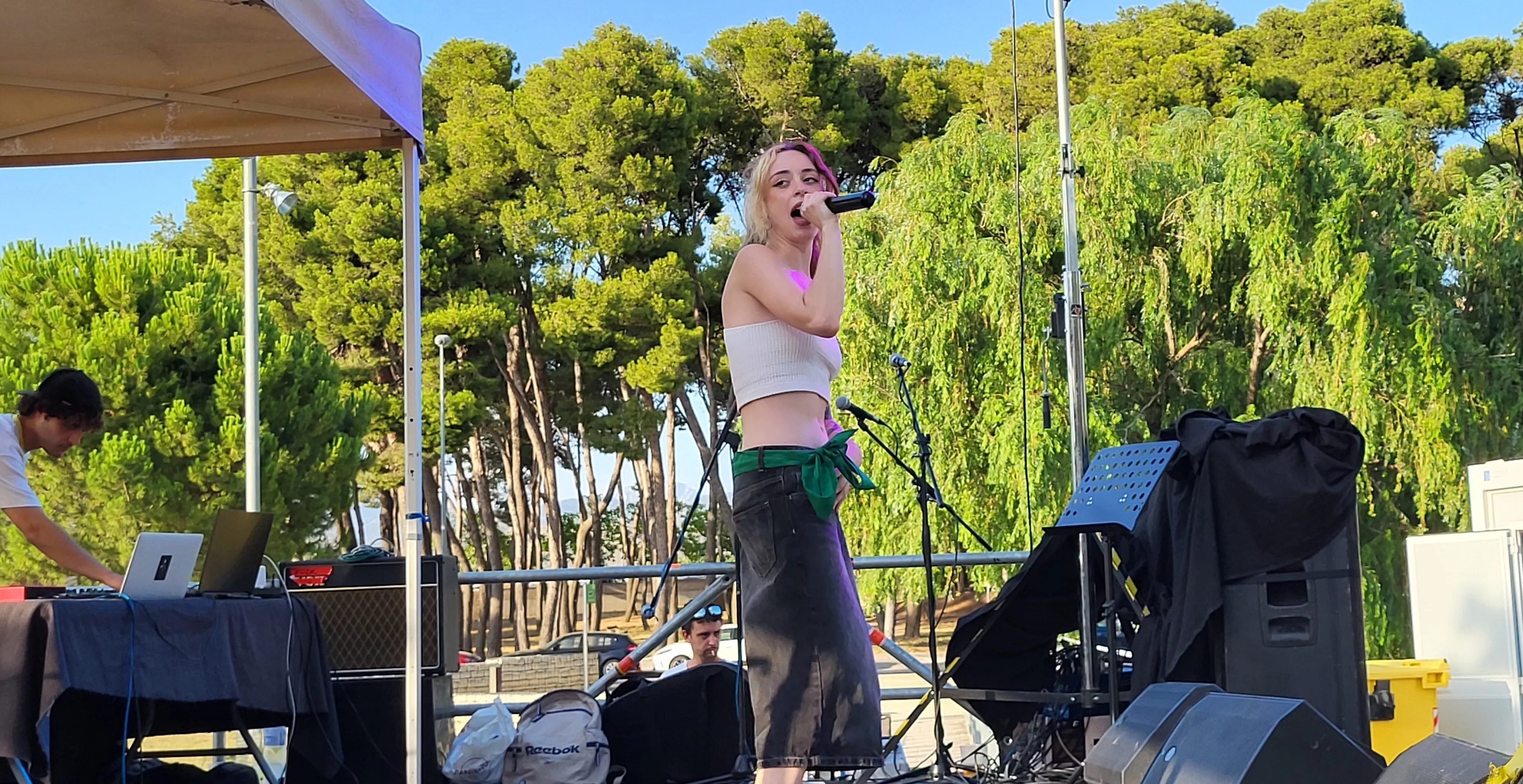 Actuación de Lassi.0 en el Reberde Fest. Foto Mercedes Manterola