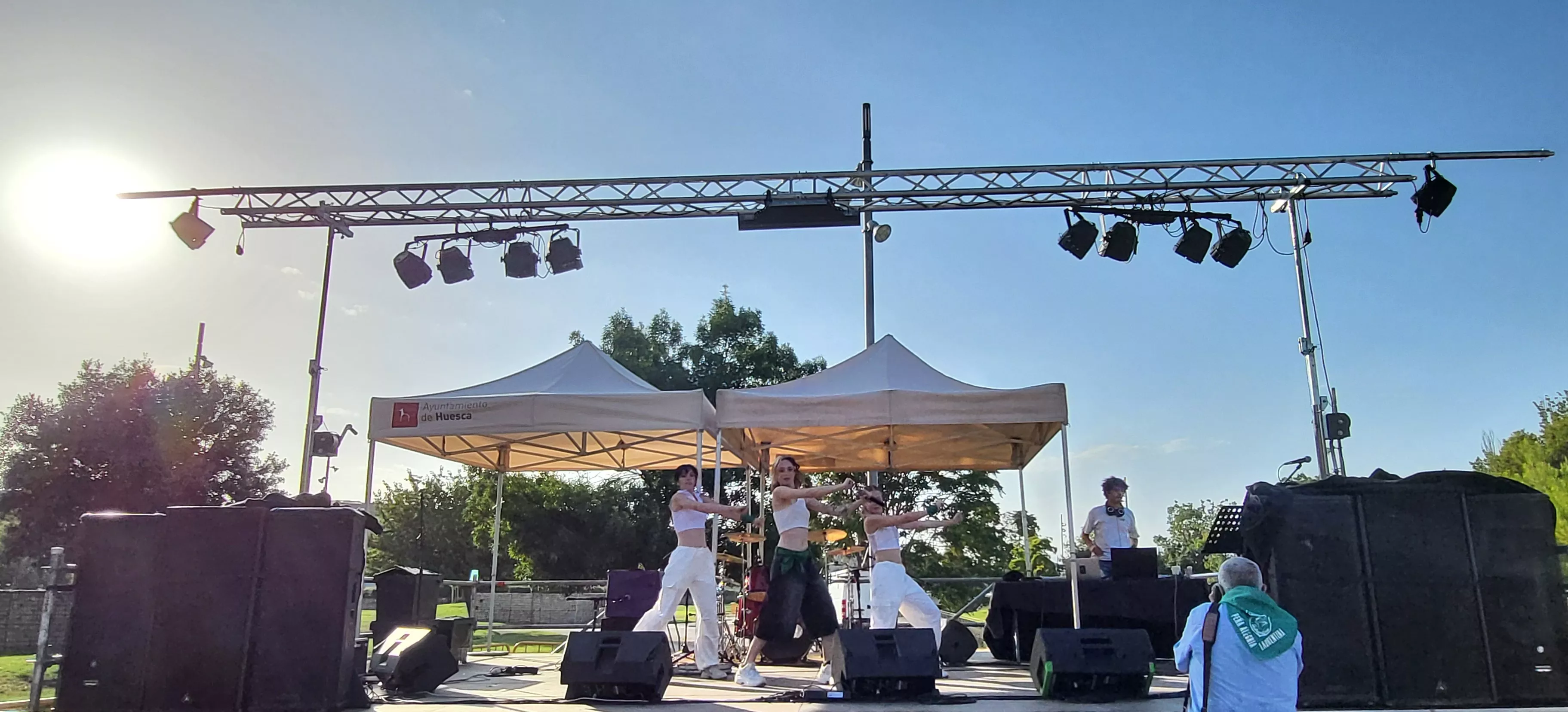 Actuación de Lassi.0 en el Reberde Fest. Foto Mercedes Manterola