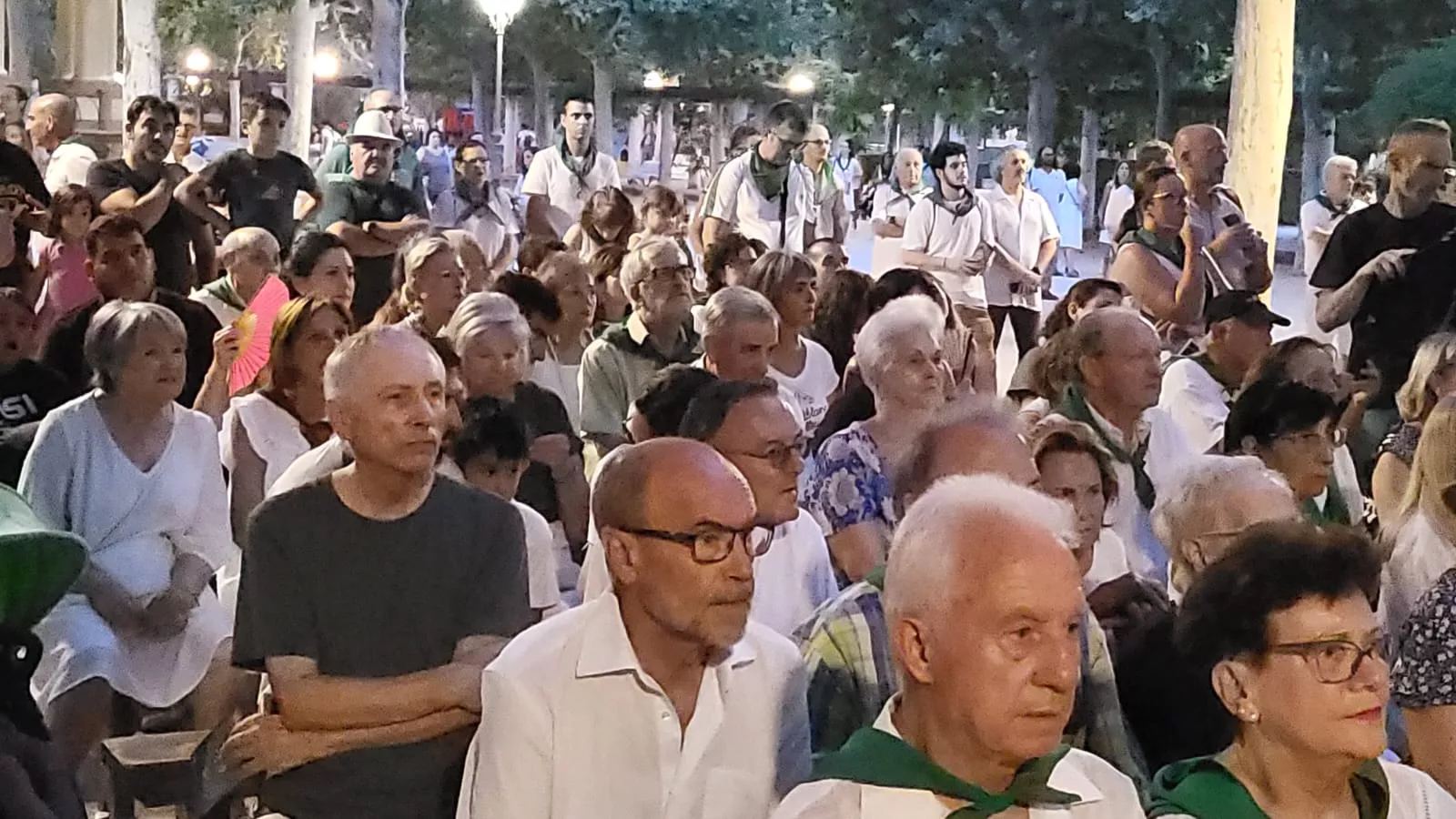 Actuación del Grupo San Lorenzo en el parque Miguel Servet