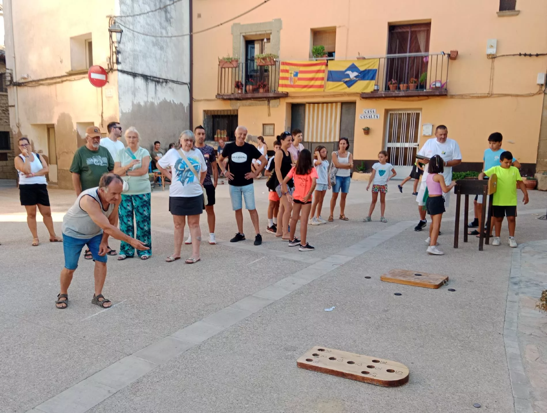 Juegos tradicionales en Santa Eulalia de Gállego.