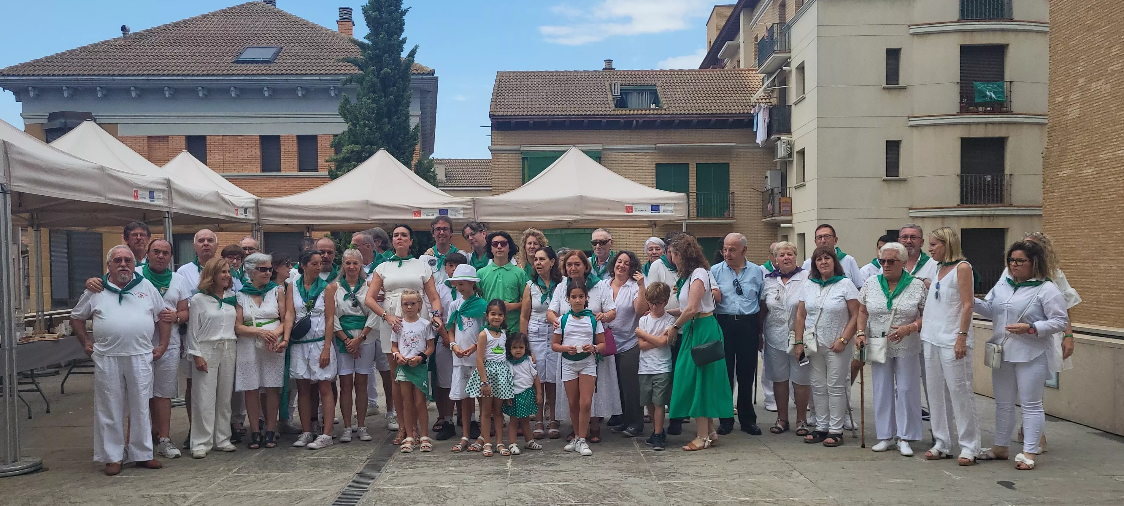 Acto de reconocimiento a los oscenses que viven en el exterior. Foto Mercedes Manterola