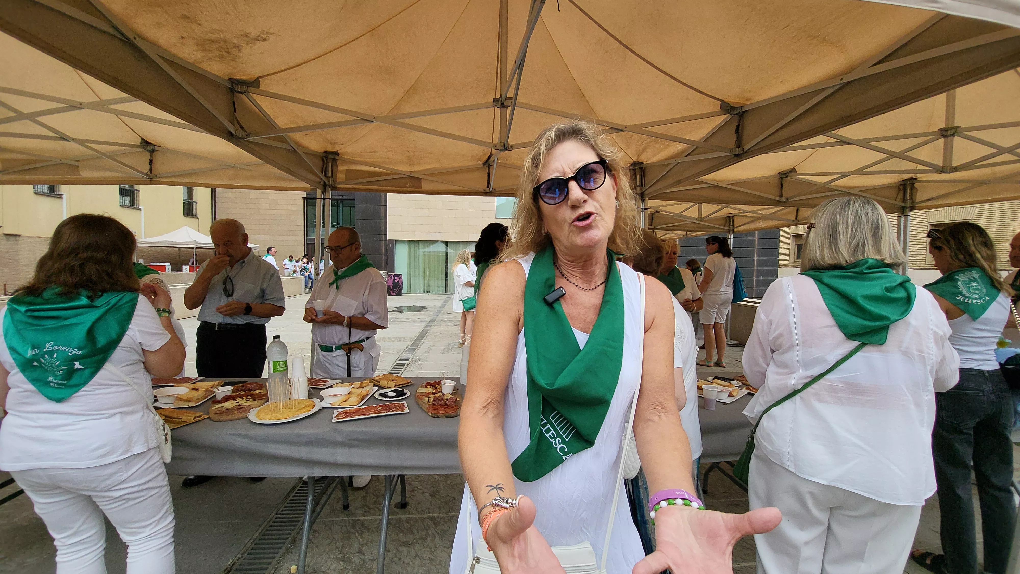 Acto de reconocimiento a los oscenses que viven en el exterior. Foto Mercedes Manterola