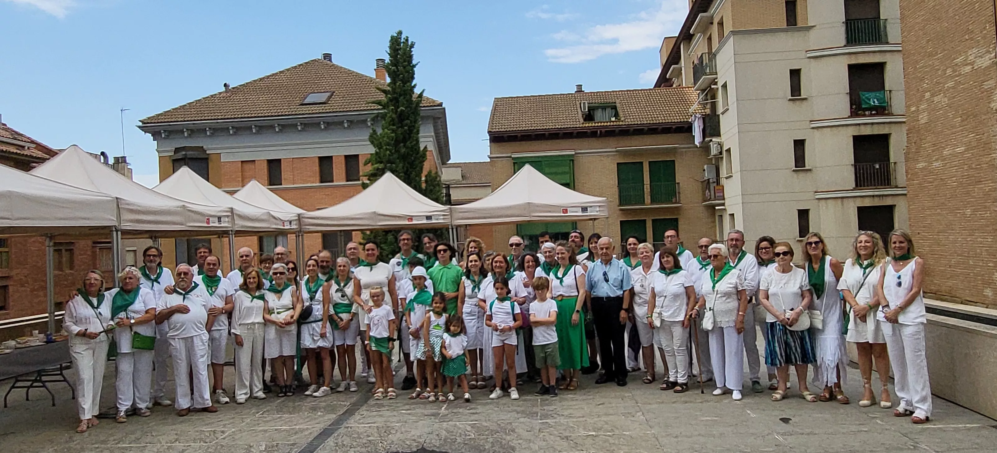 Acto de reconocimiento a los oscenses que viven en el exterior. Foto Mercedes Manterola