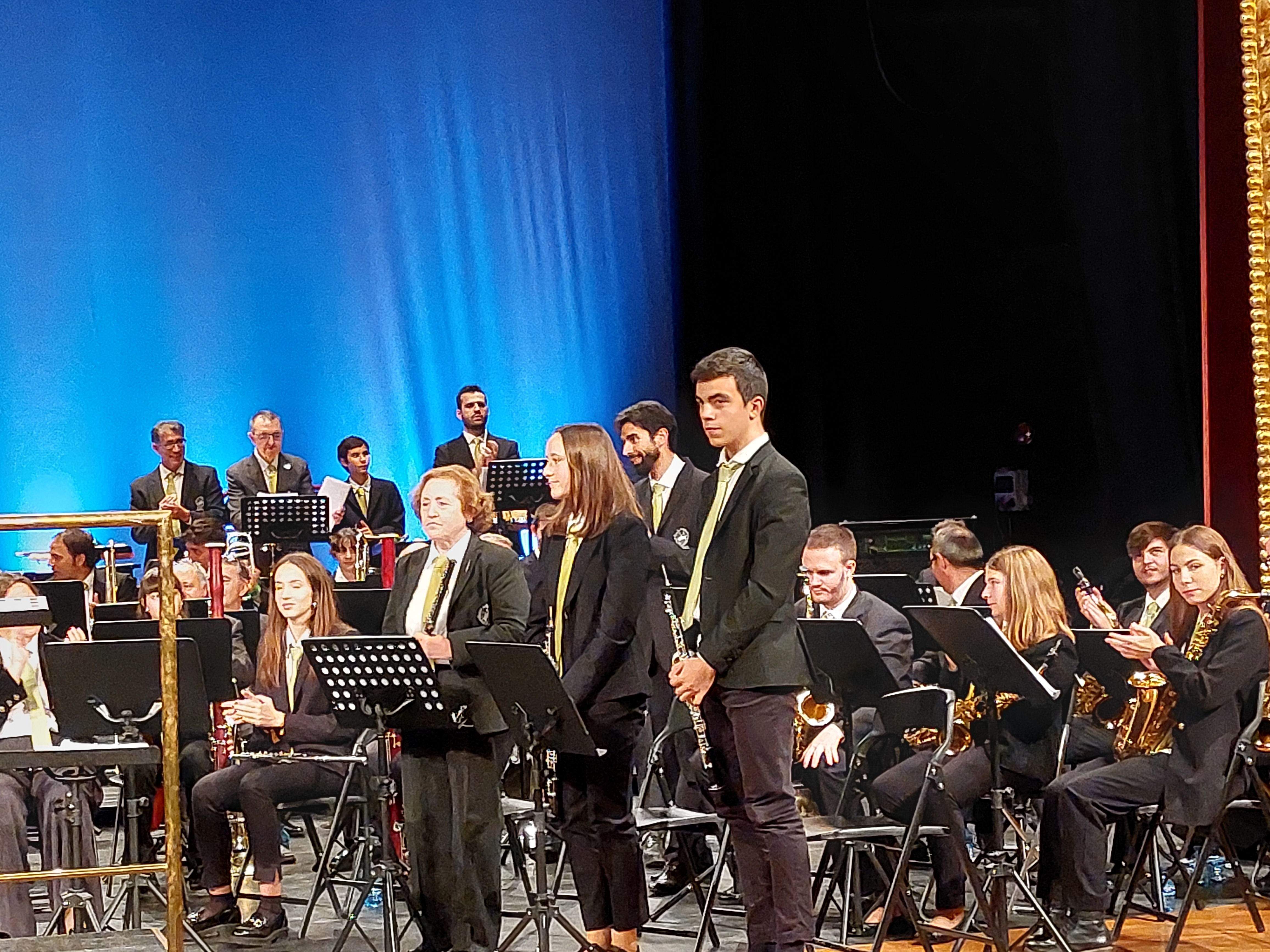 Concierto de la Banda de Música de Huesca en el Teatro Olimpia