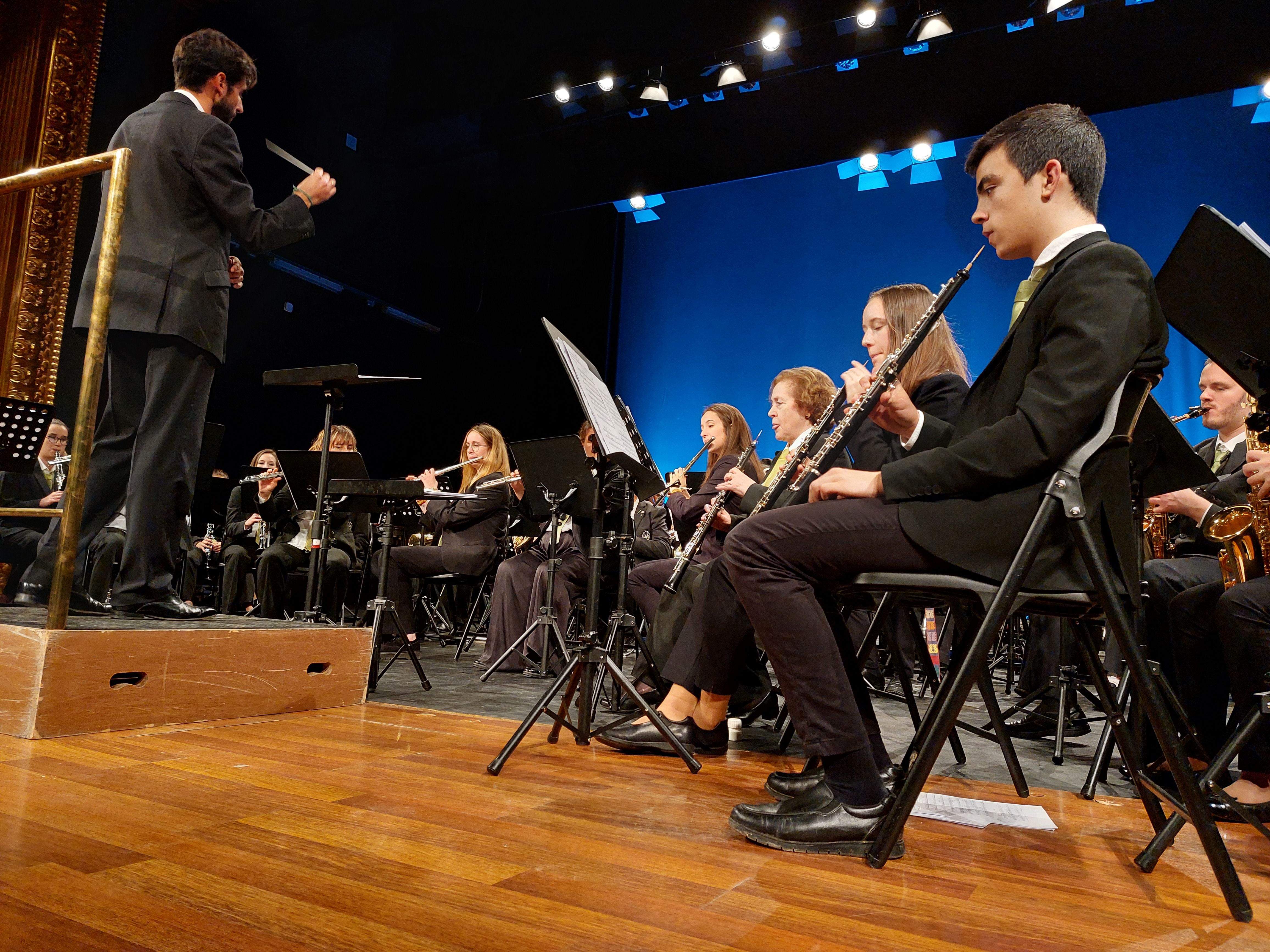 Concierto de la Banda de Música de Huesca en el Teatro Olimpia