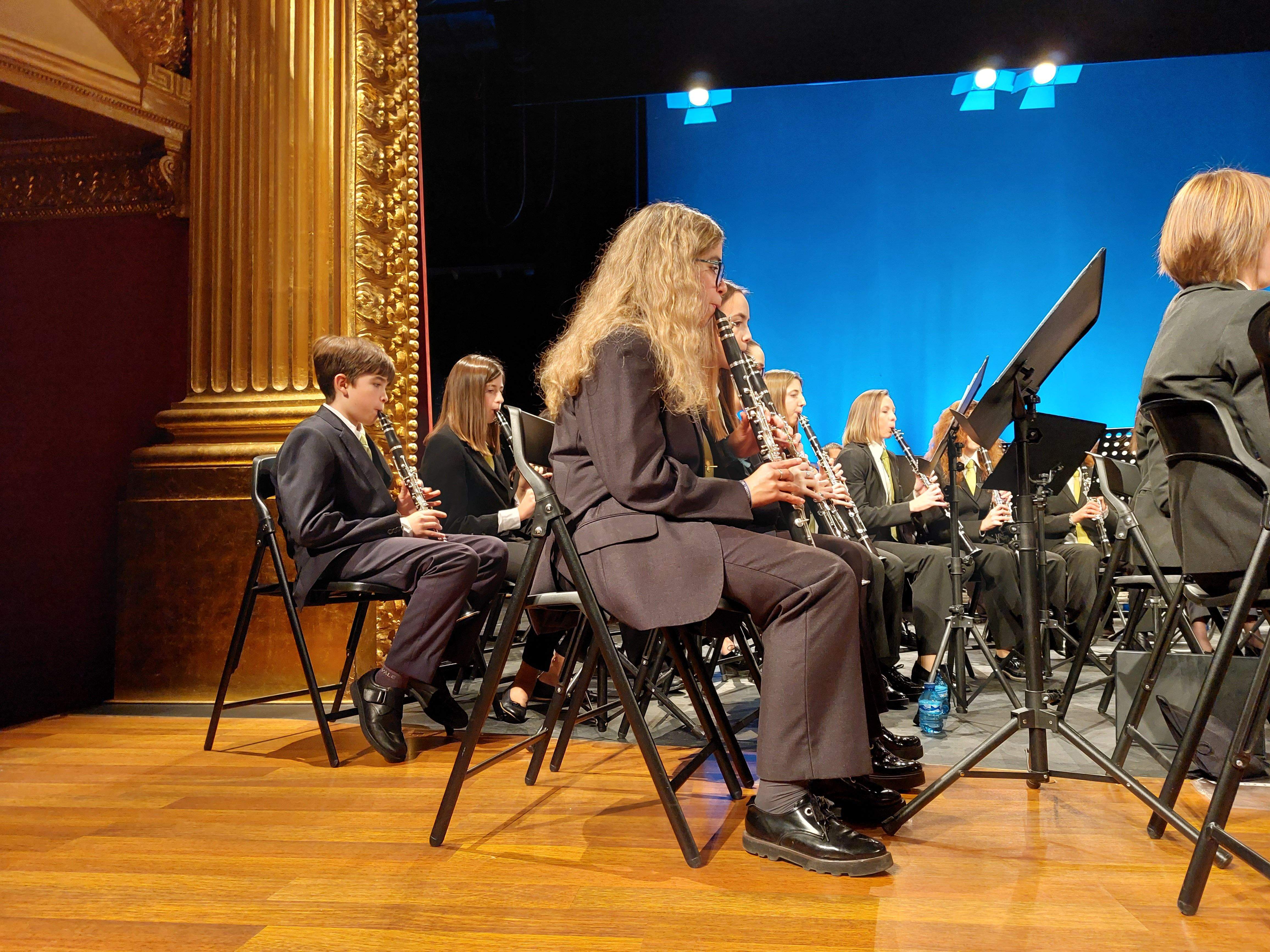 Concierto de la Banda de Música de Huesca en el Teatro Olimpia